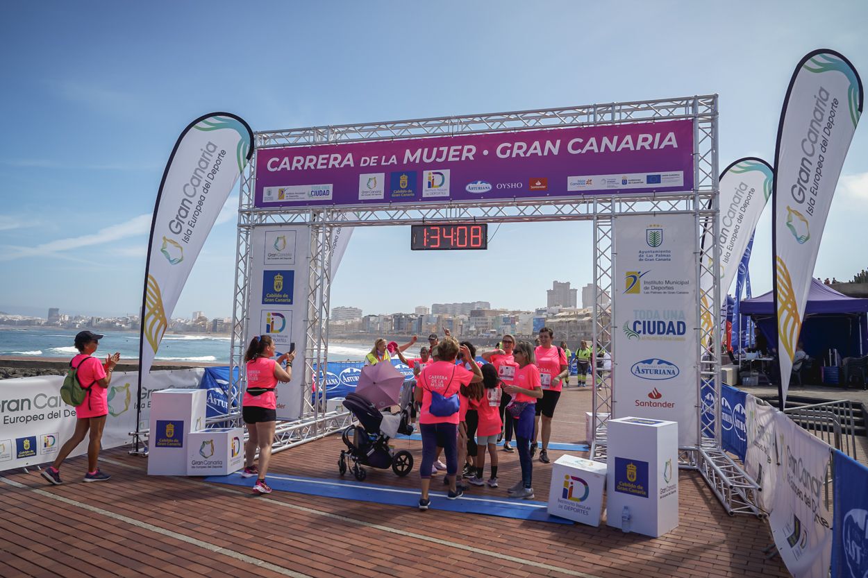 Las fotos de meta de la Carrera de la Mujer de Gran Canaria 12 33 19 15701 O