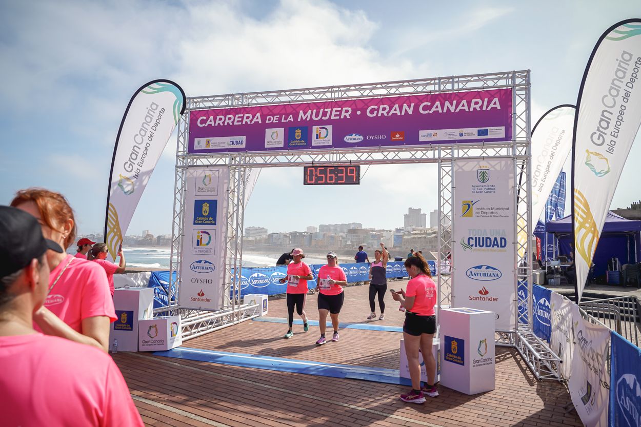 Las fotos de meta de la Carrera de la Mujer de Gran Canaria 11 55 49 15701 O