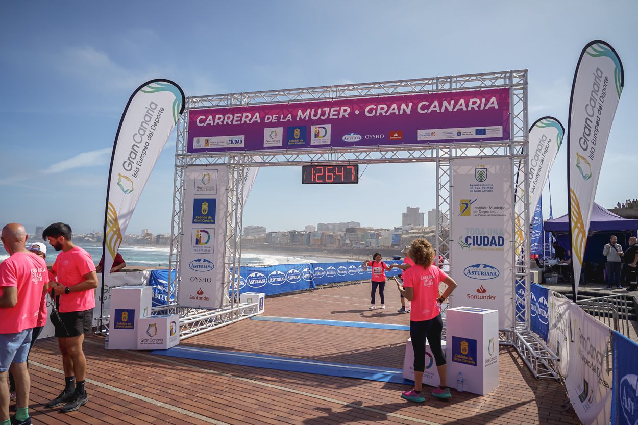 Las fotos de meta de la Carrera de la Mujer de Gran Canaria 12 25 58 15701 O