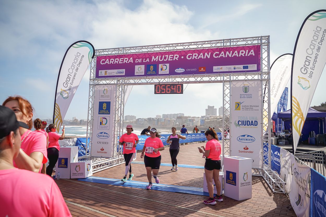 Las fotos de meta de la Carrera de la Mujer de Gran Canaria 11 55 50 15701 O