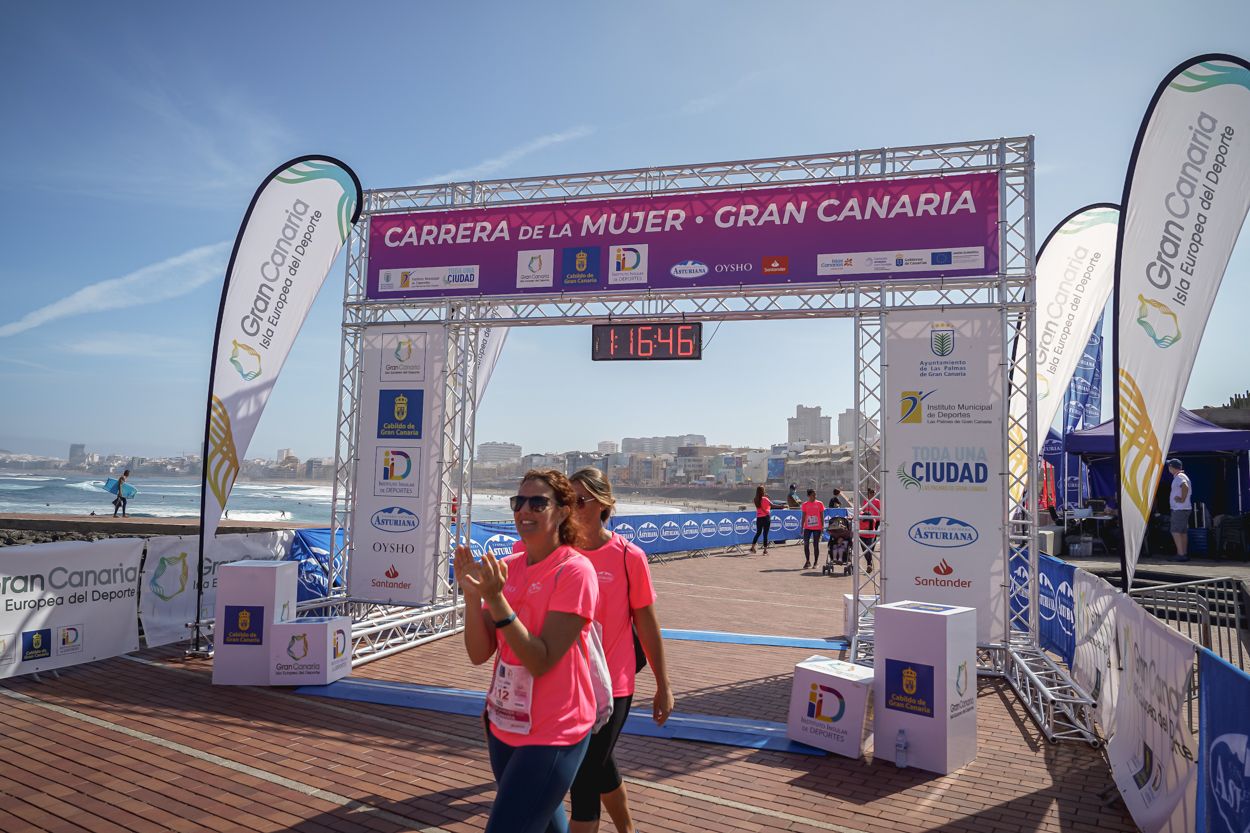 Las fotos de meta de la Carrera de la Mujer de Gran Canaria 12 15 56 15701 O