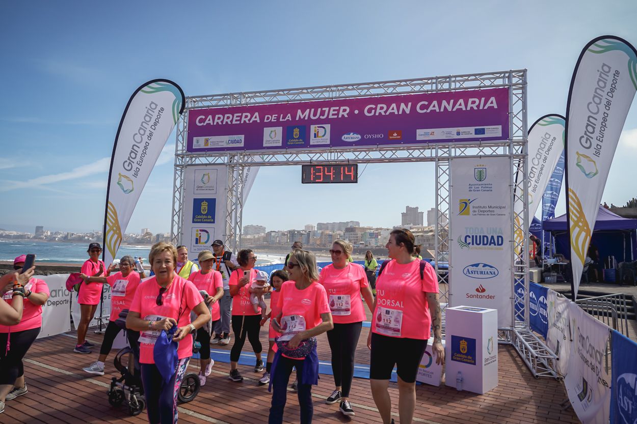 Las fotos de meta de la Carrera de la Mujer de Gran Canaria 12 33 25 15701 O