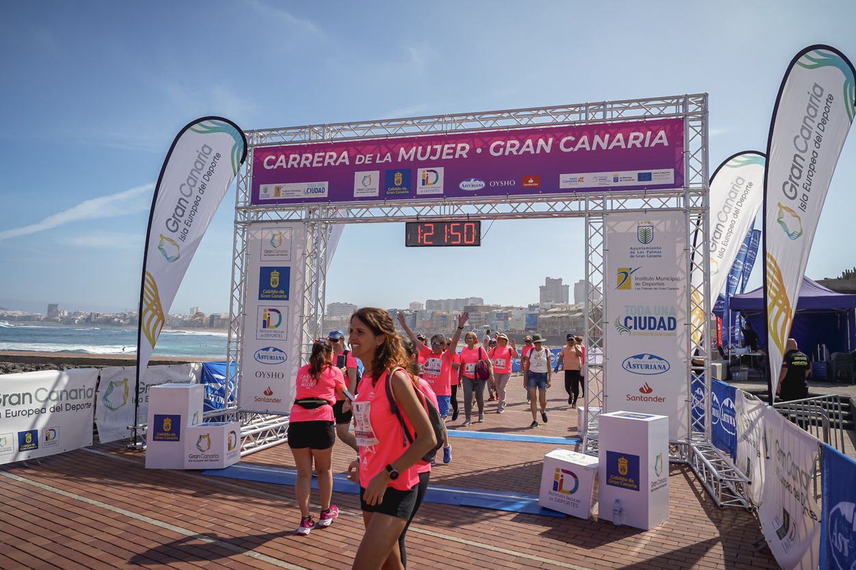 Las fotos de meta de la Carrera de la Mujer de Gran Canaria 12 21 01 15701 O