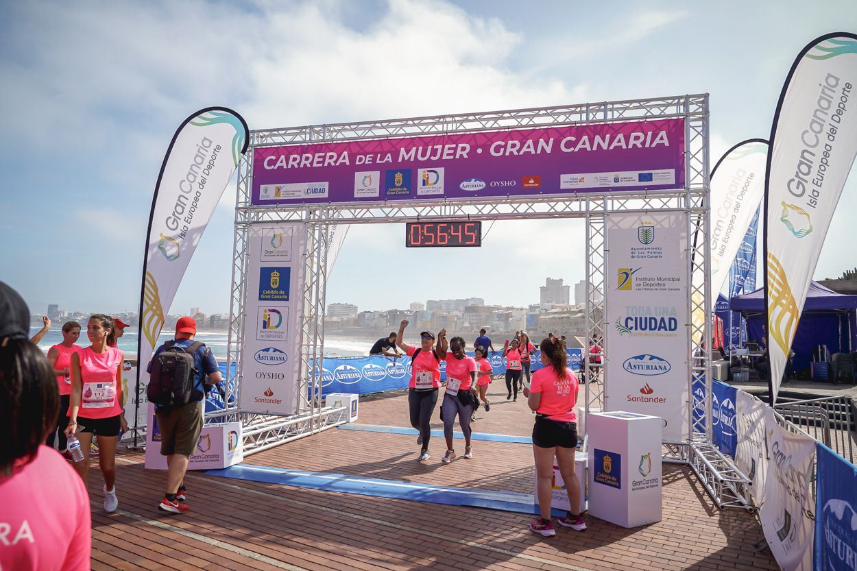 Las fotos de meta de la Carrera de la Mujer de Gran Canaria 11 55 56 15701 O