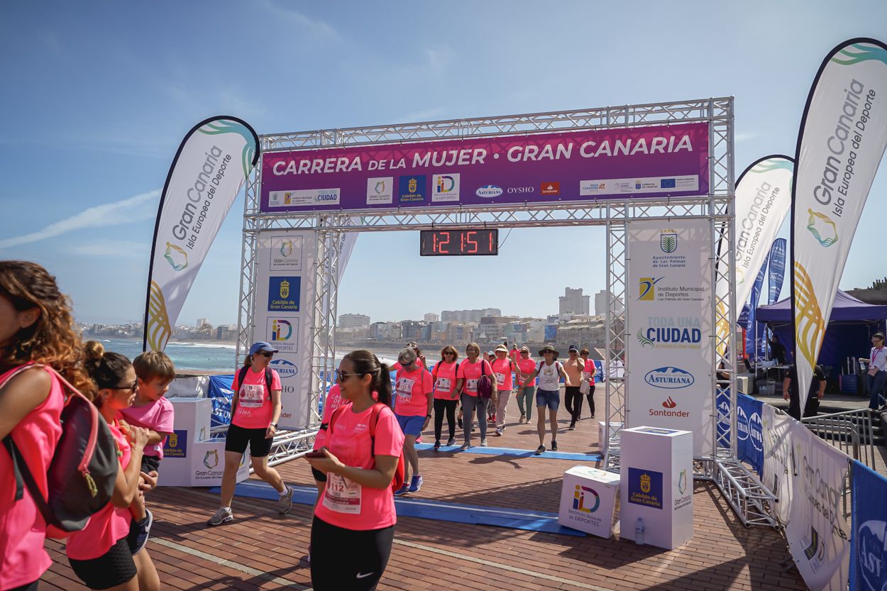 Las fotos de meta de la Carrera de la Mujer de Gran Canaria 12 21 02 15701 O