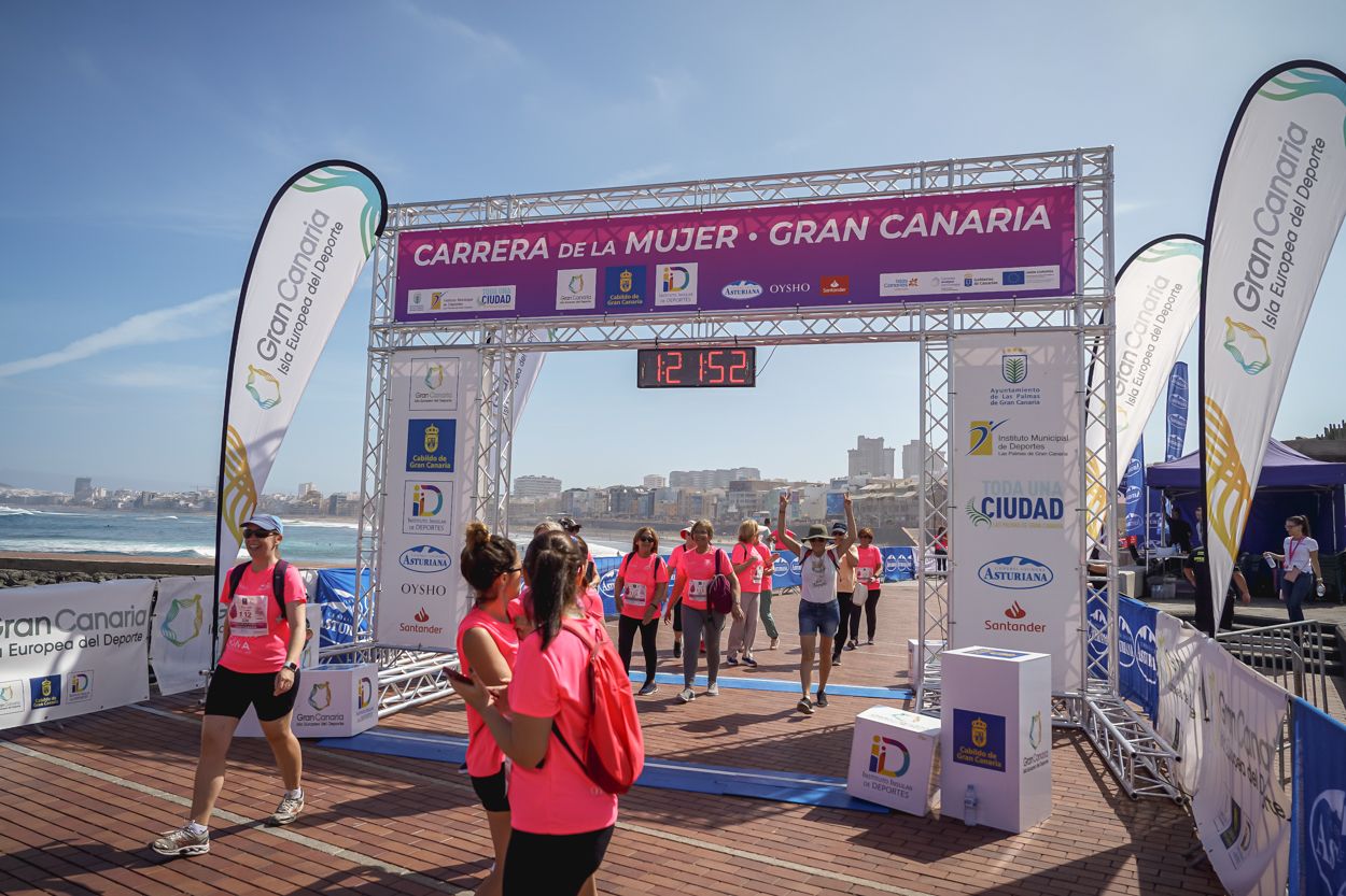 Las fotos de meta de la Carrera de la Mujer de Gran Canaria 12 21 03 15701 O