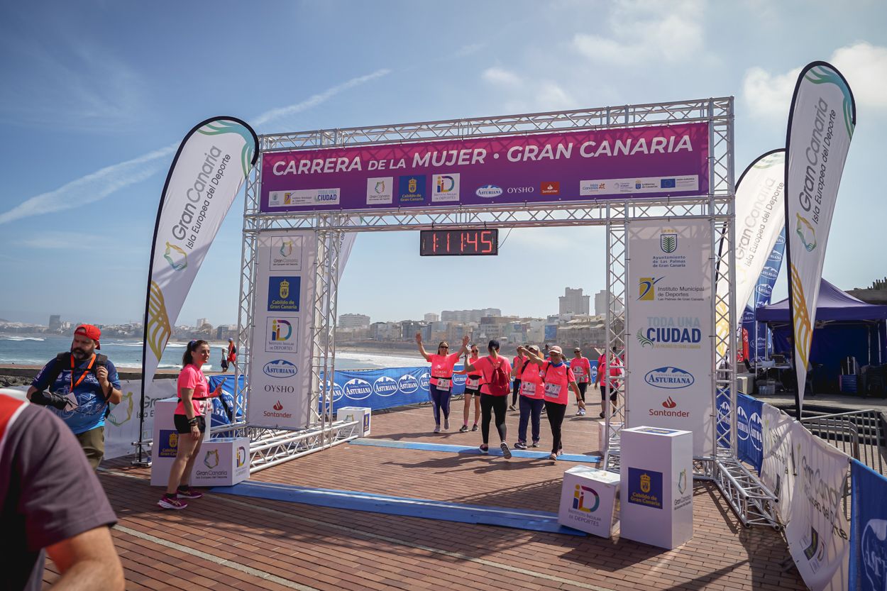 Las fotos de meta de la Carrera de la Mujer de Gran Canaria 12 10 56 15701 O