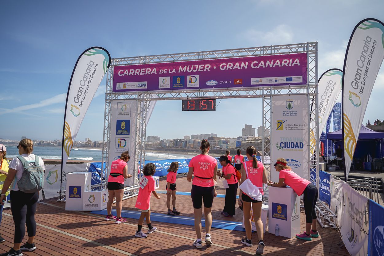 Las fotos de meta de la Carrera de la Mujer de Gran Canaria 12 31 08 15701 O