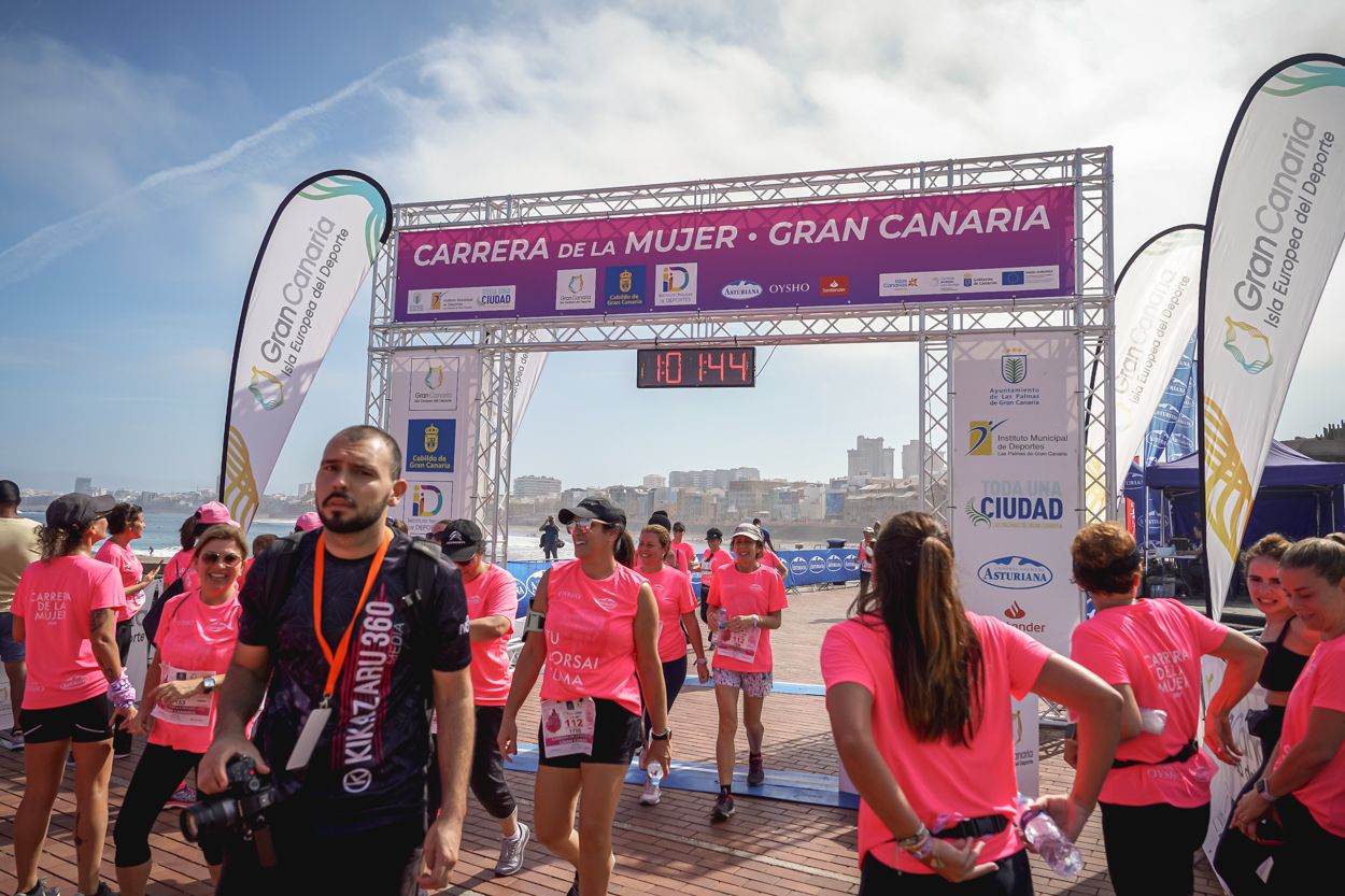 Las fotos de meta de la Carrera de la Mujer de Gran Canaria 12 00 55 15701 O