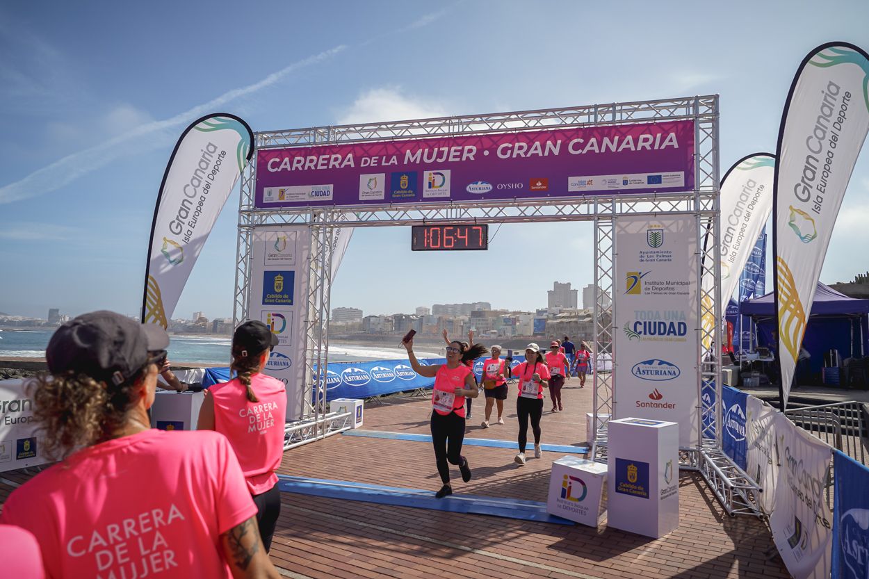 Las fotos de meta de la Carrera de la Mujer de Gran Canaria 12 05 58 15701 O