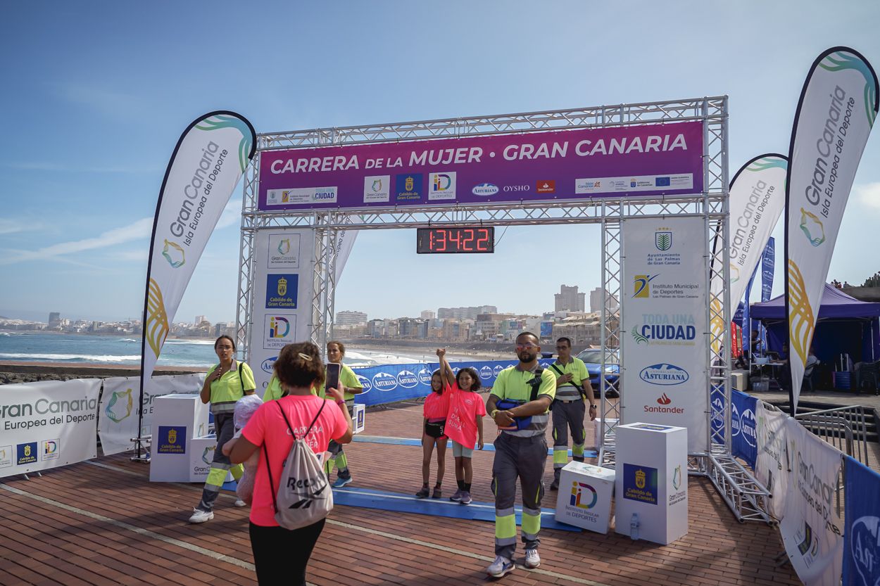 Las fotos de meta de la Carrera de la Mujer de Gran Canaria 12 33 33 15701 O