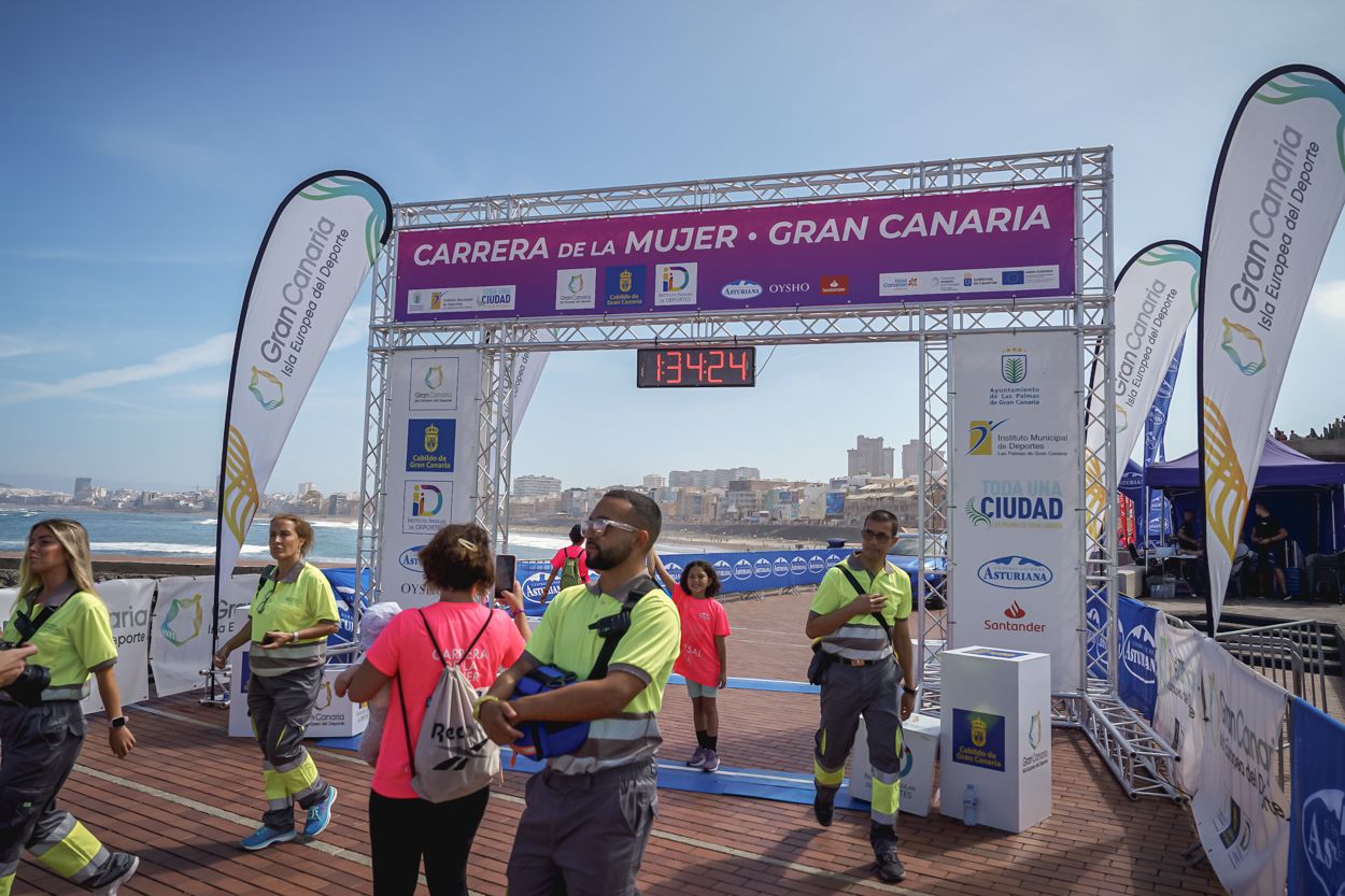 Las fotos de meta de la Carrera de la Mujer de Gran Canaria 12 33 35 15701 O