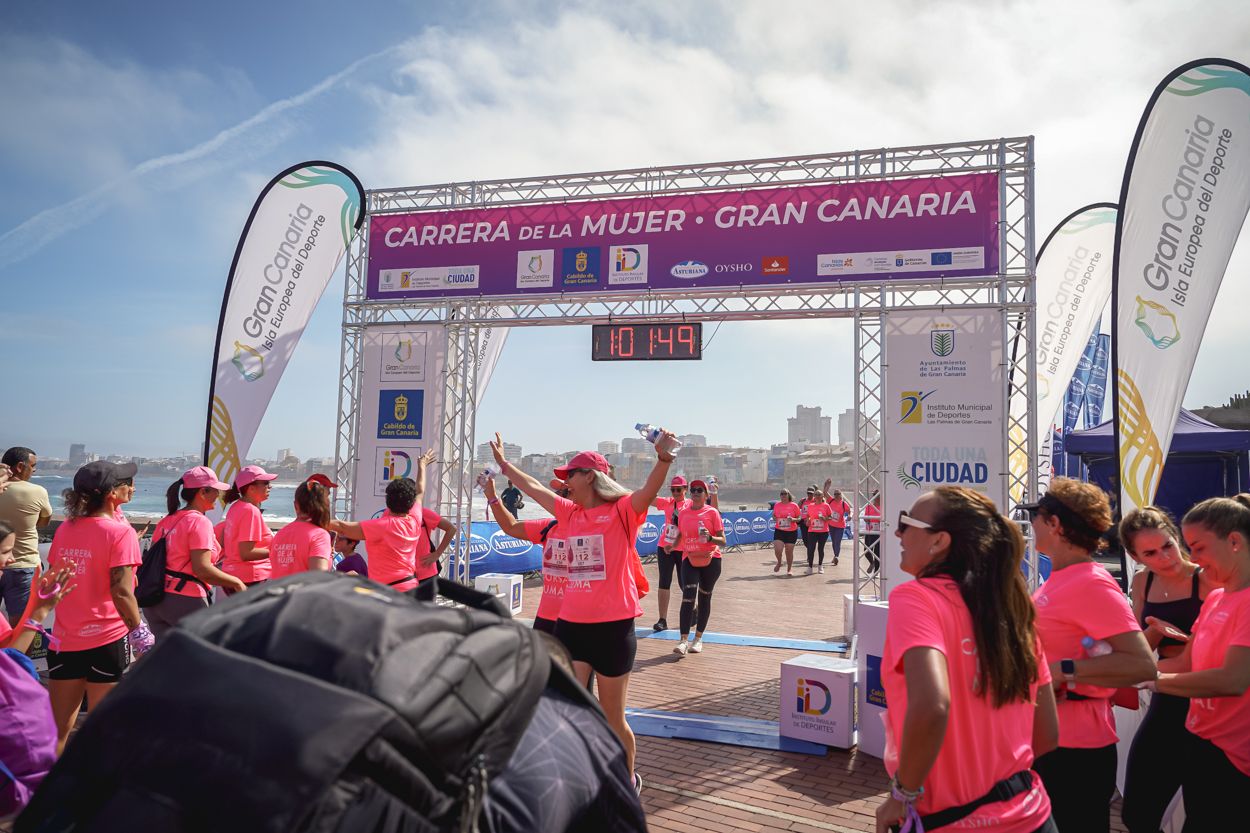Las fotos de meta de la Carrera de la Mujer de Gran Canaria 12 01 00 15701 O