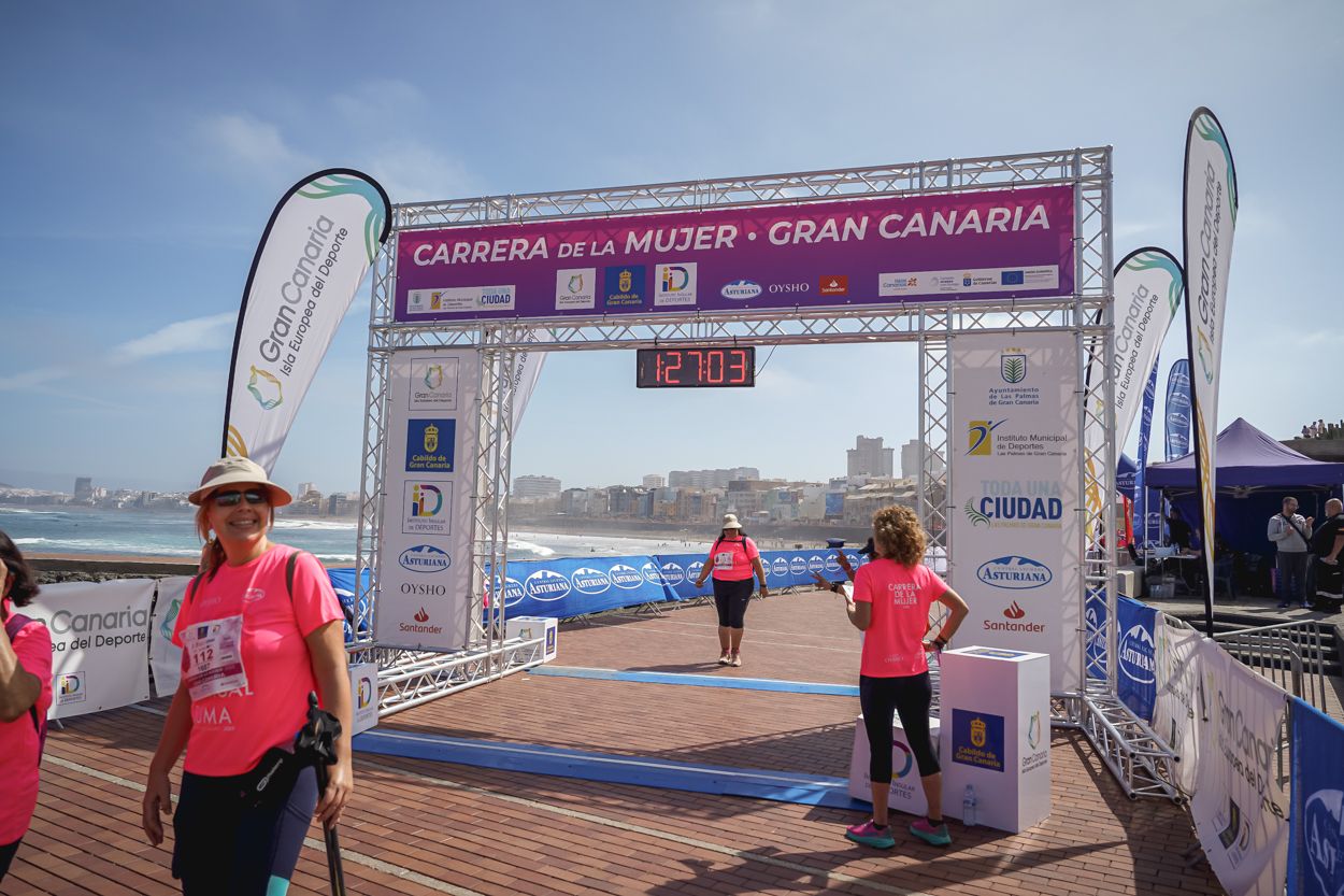 Las fotos de meta de la Carrera de la Mujer de Gran Canaria 12 26 14 15701 O