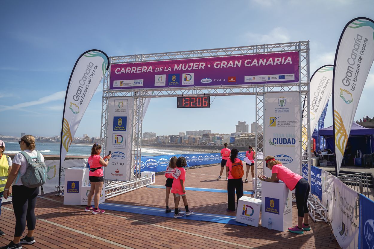 Las fotos de meta de la Carrera de la Mujer de Gran Canaria 12 31 16 15701 O