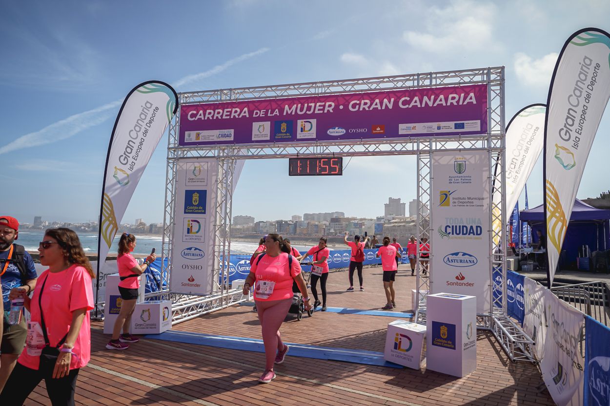 Las fotos de meta de la Carrera de la Mujer de Gran Canaria 12 11 06 15701 O