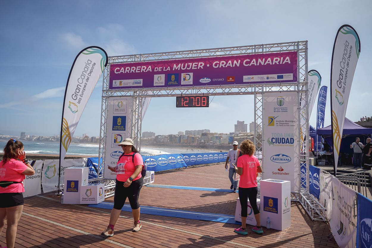 Las fotos de meta de la Carrera de la Mujer de Gran Canaria 12 26 19 15701 O