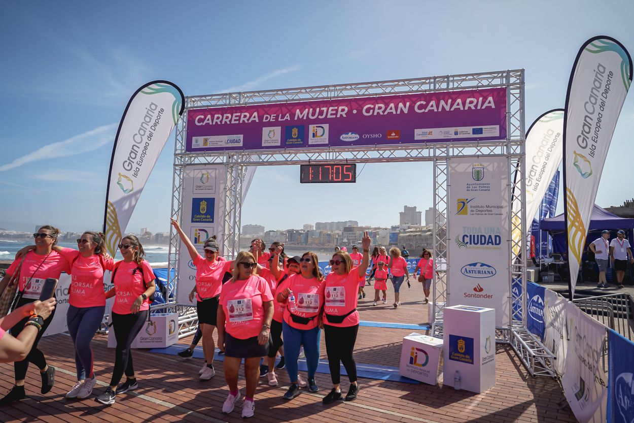 Las fotos de meta de la Carrera de la Mujer de Gran Canaria 12 16 16 15701 O