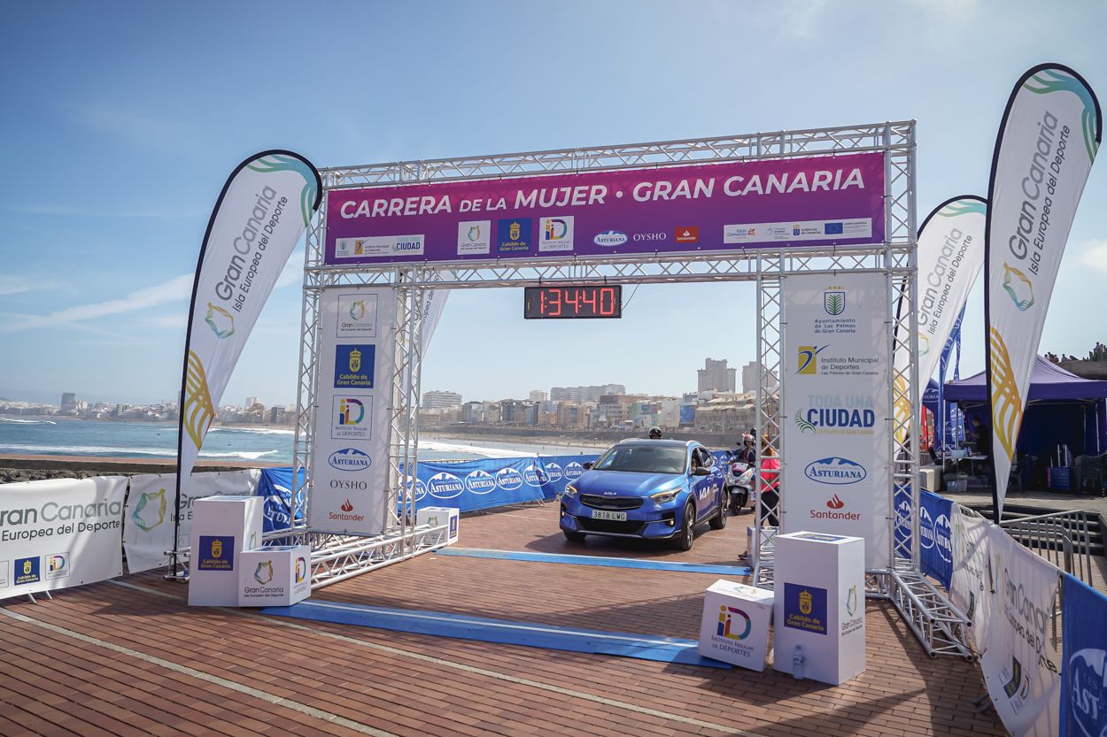 Las fotos de meta de la Carrera de la Mujer de Gran Canaria 12 33 51 15701 O