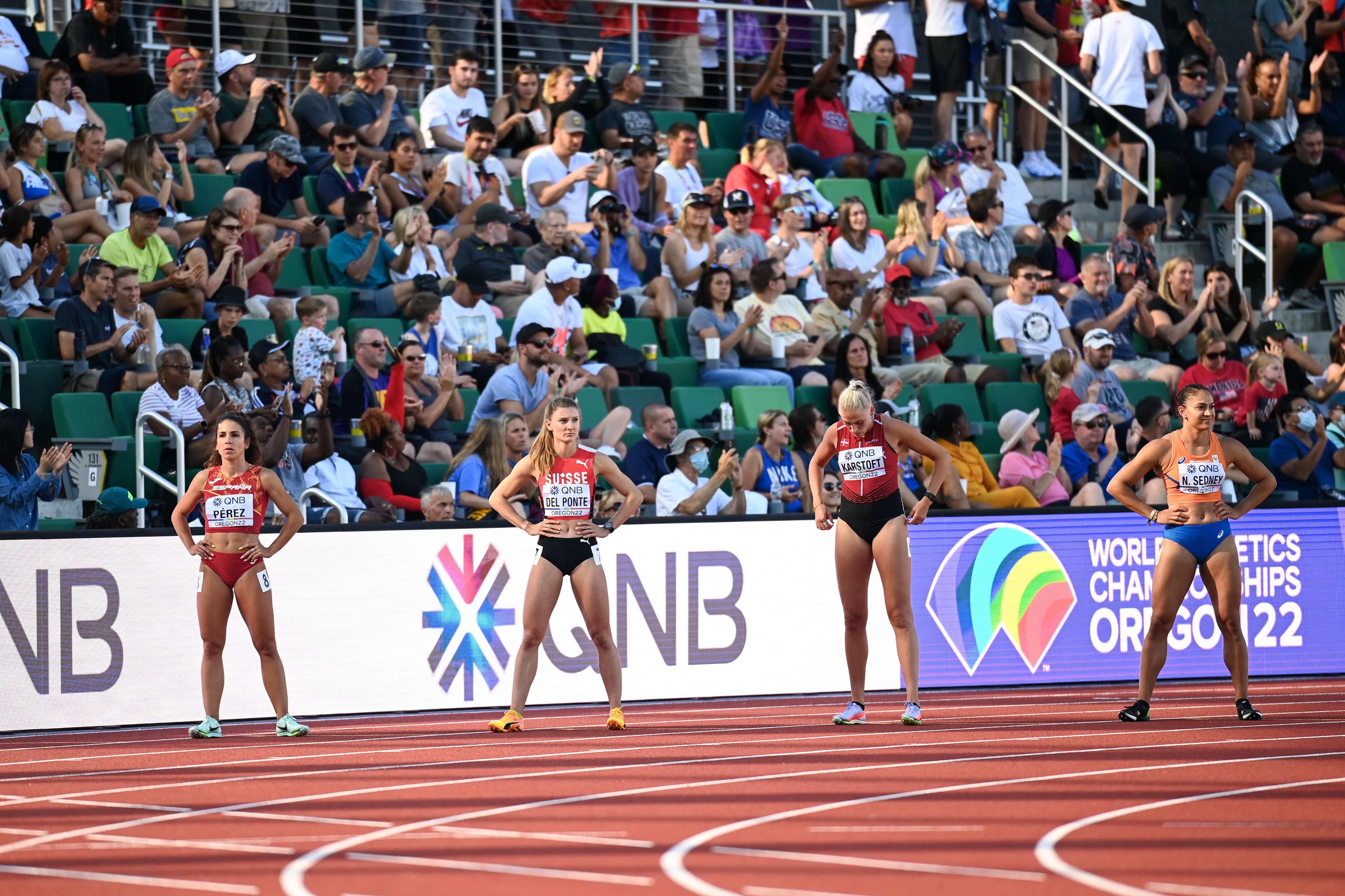 Relevistas de los 4x100 metros en el Campeonato del Mundo de Oregon. SPORTMEDIA.