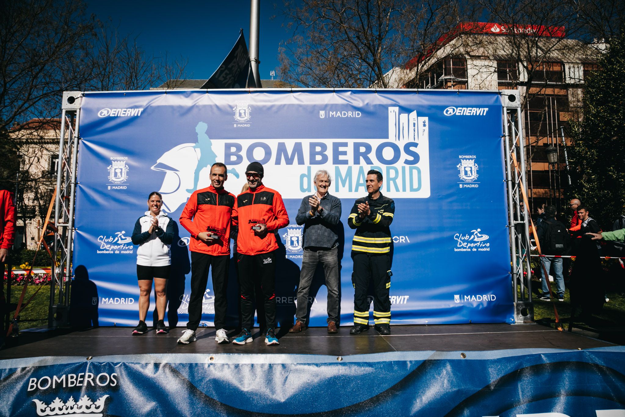 Todas las fotos de la premiación de la Carrera Bomberos de Madrid 2023 15