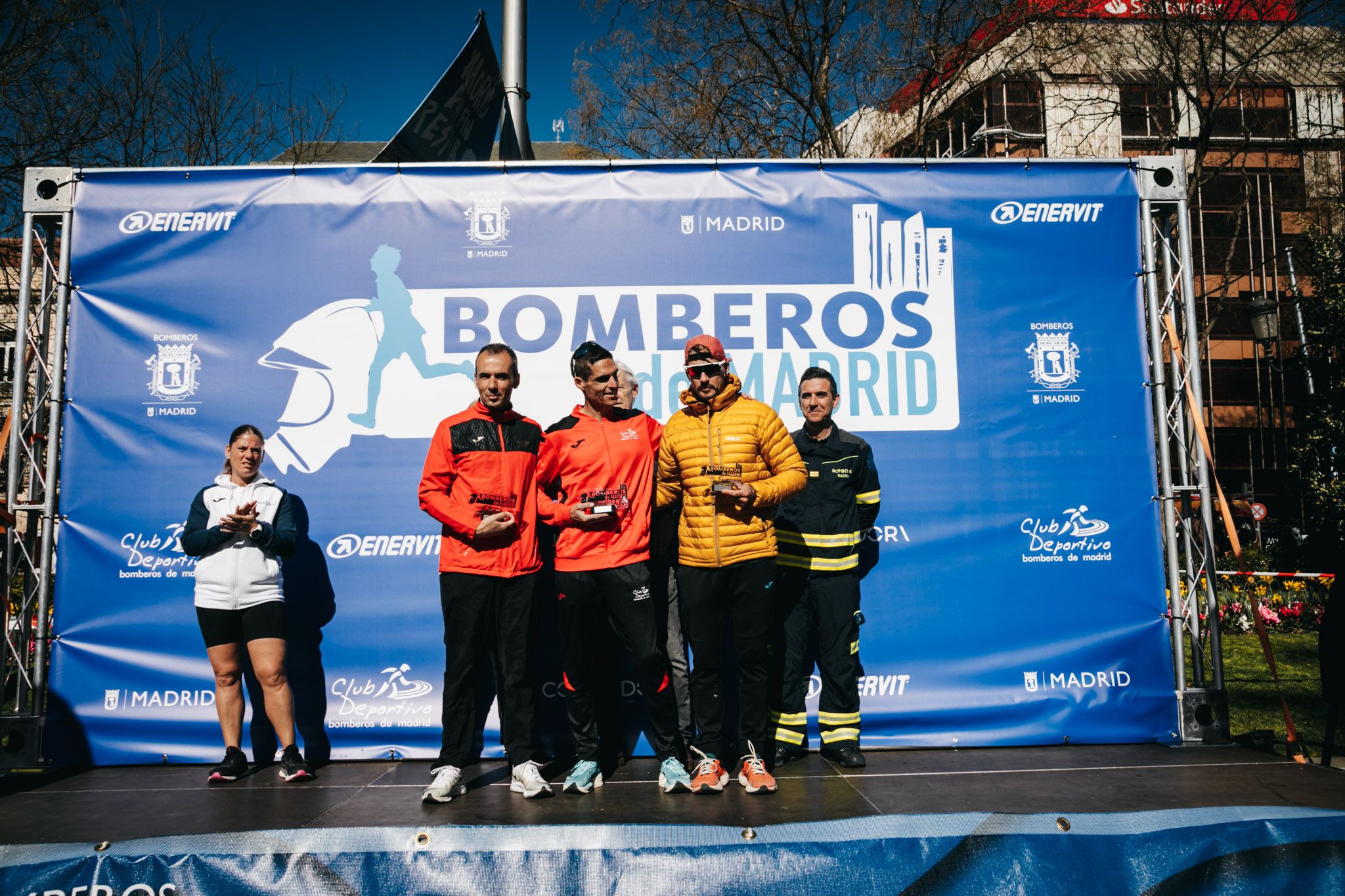 Todas las fotos de la premiación de la Carrera Bomberos de Madrid 2023 17