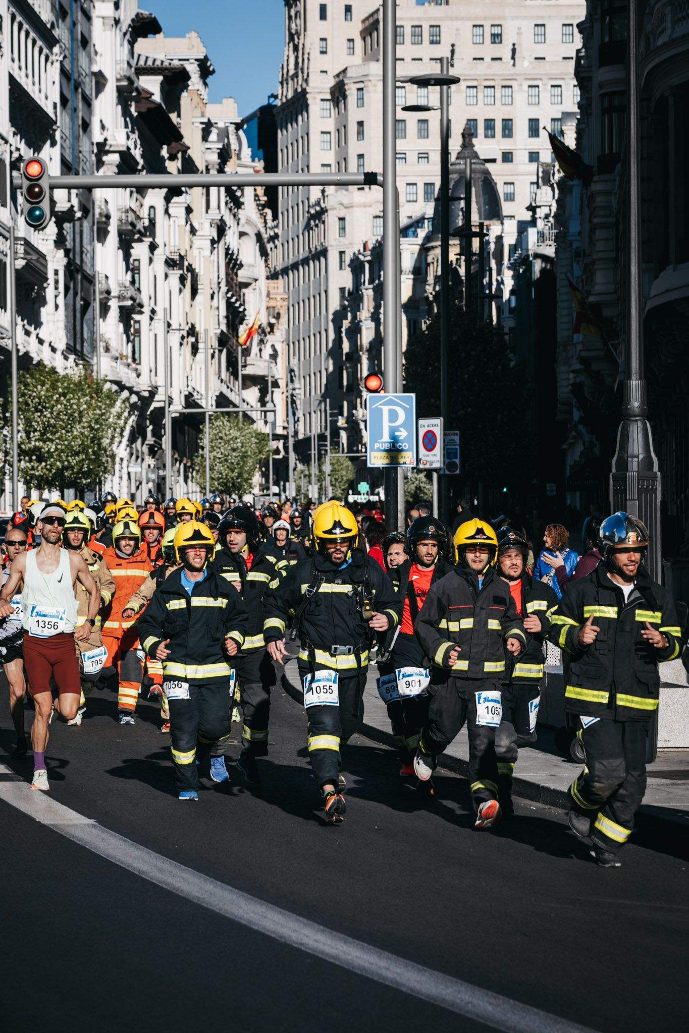 Todas las fotos del recorrido de la Carrera Bomberos de Madrid 20236