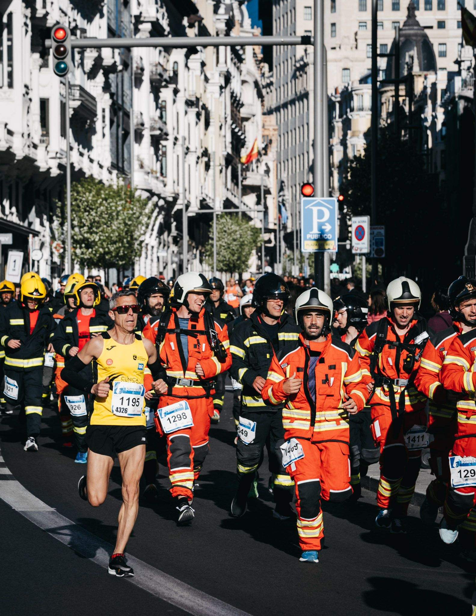 Todas las fotos del recorrido de la Carrera Bomberos de Madrid 202313
