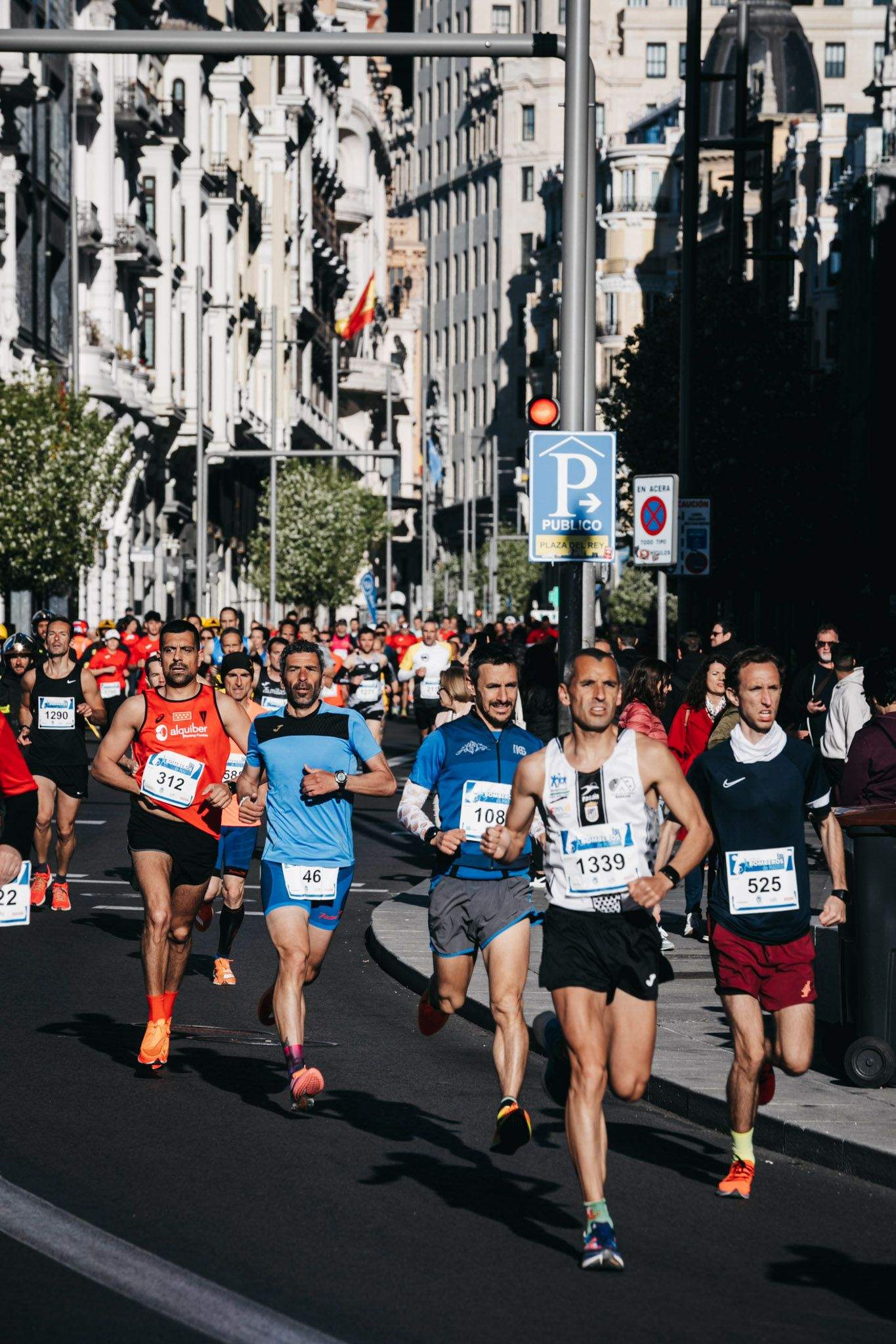 Todas las fotos del recorrido de la Carrera Bomberos de Madrid 202320