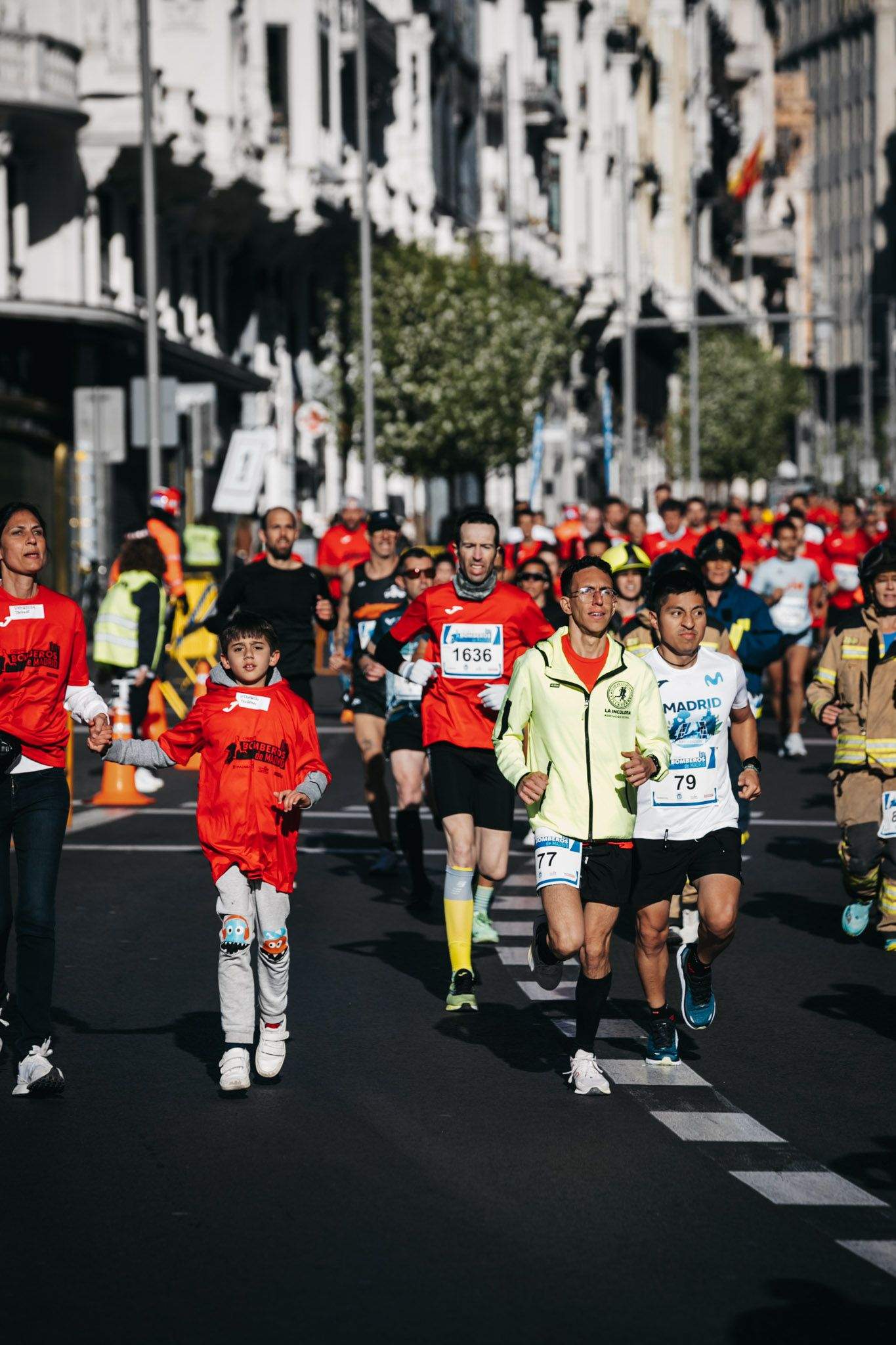 Todas las fotos del recorrido de la Carrera Bomberos de Madrid 202329