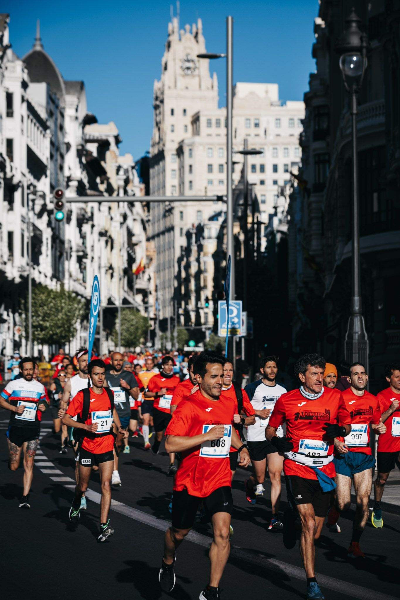 Todas las fotos del recorrido de la Carrera Bomberos de Madrid 202332