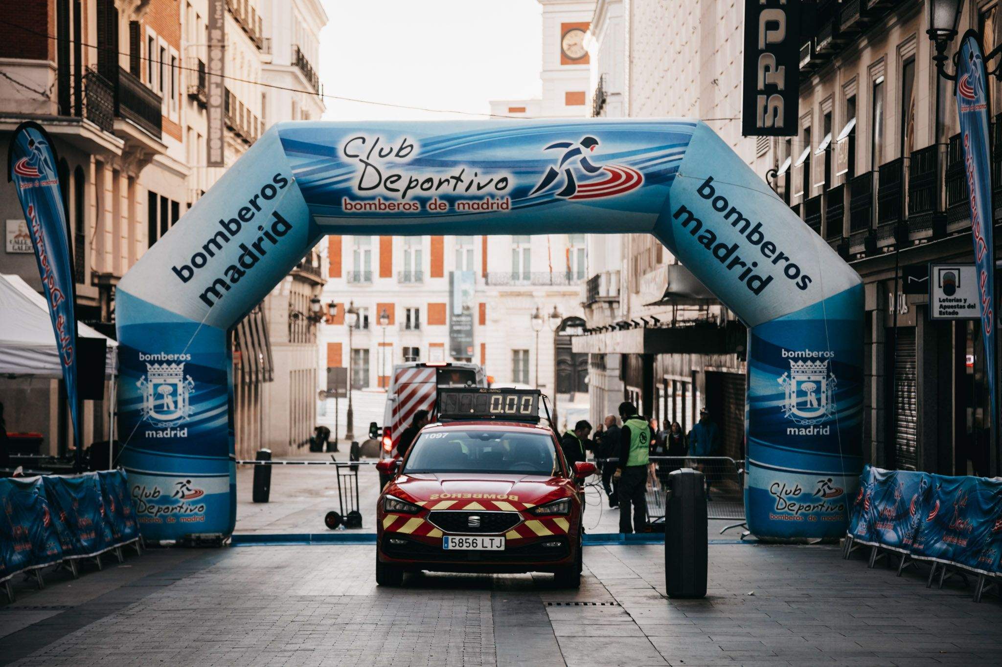 Todas las fotos de la salida de la Carrera Bomberos de Madrid 2023 5