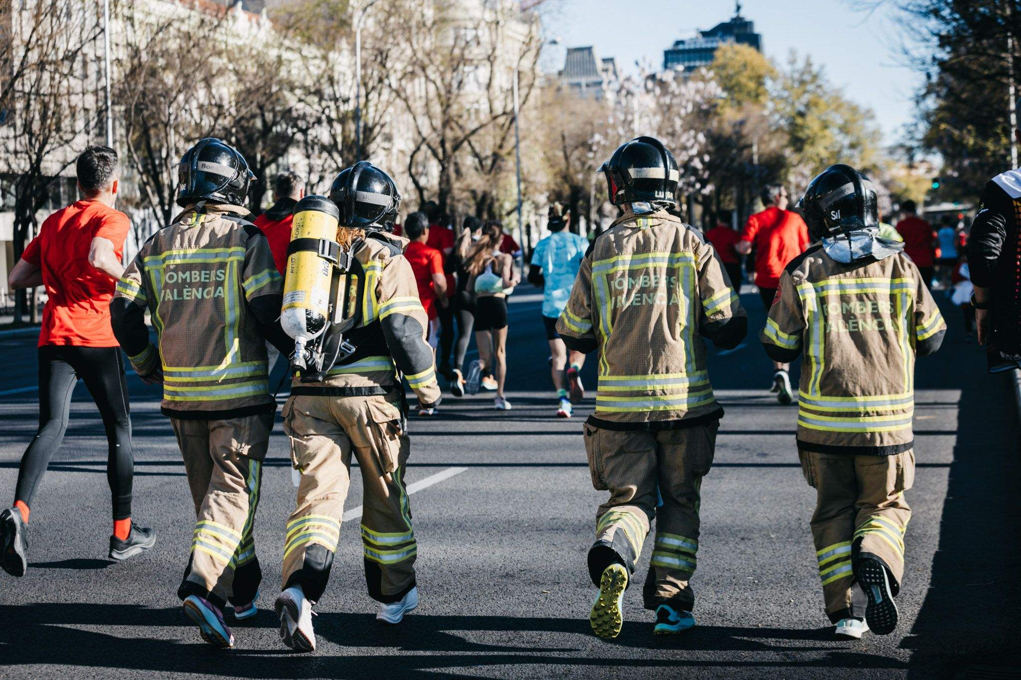 Todas las fotos del recorrido de la Carrera Bomberos de Madrid 202355