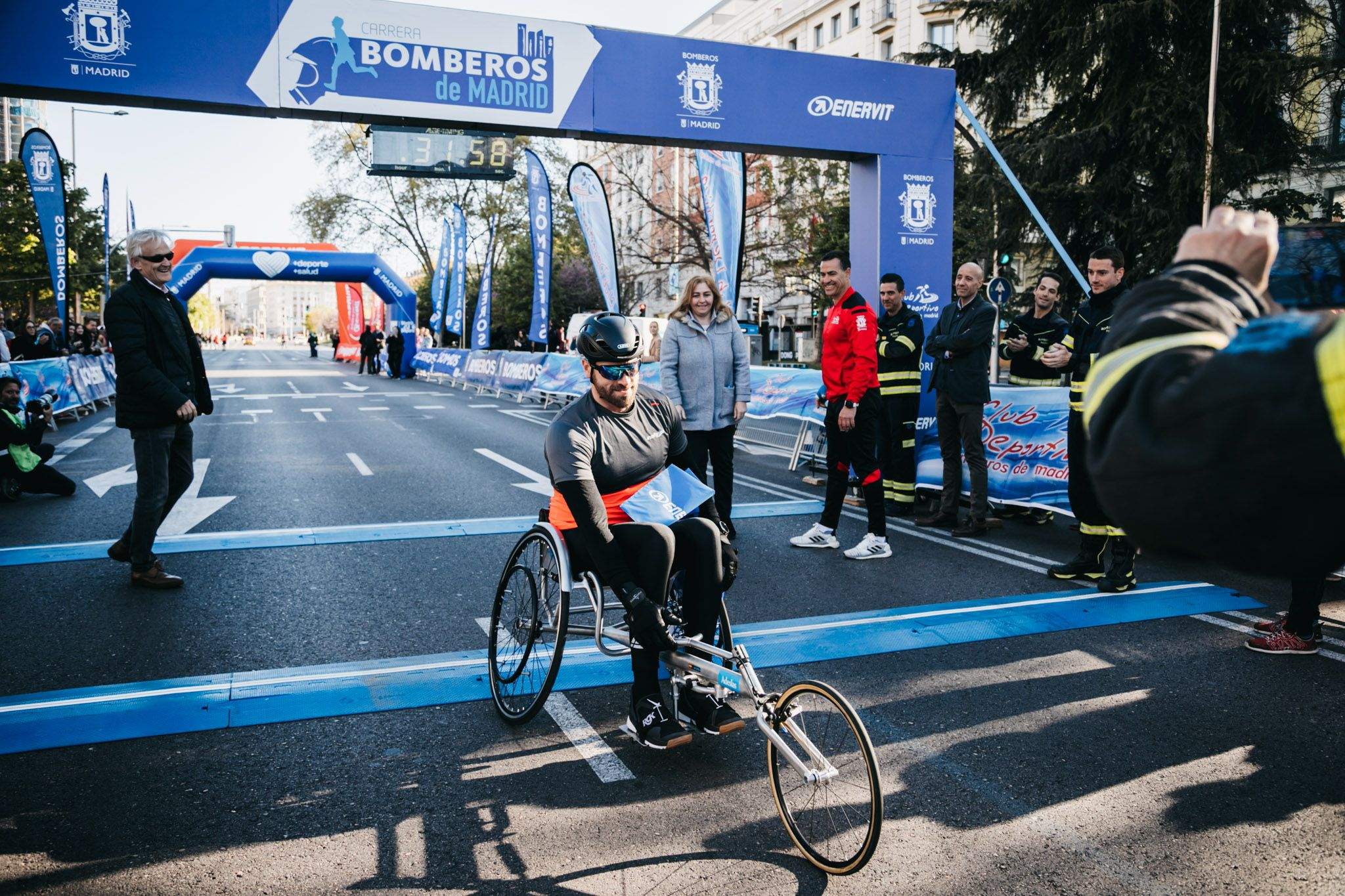 Todas las fotos del recorrido de la Carrera Bomberos de Madrid 202370