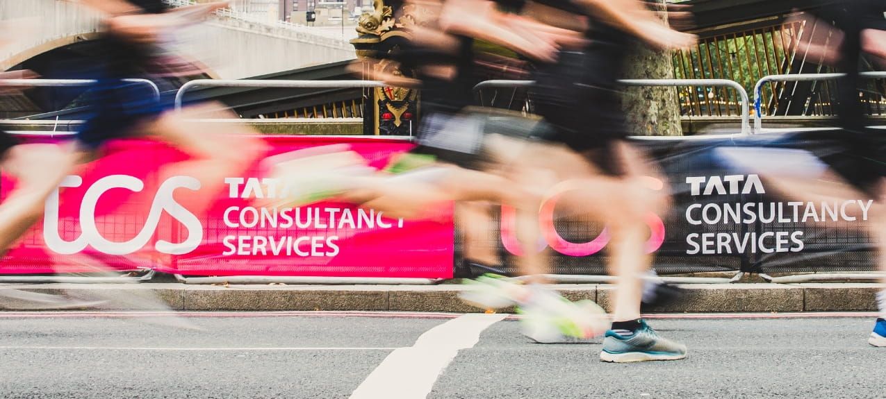 Sigue en directo la carrera a través de la app oficial. Sigue en directo la carrera a través de la app oficial.