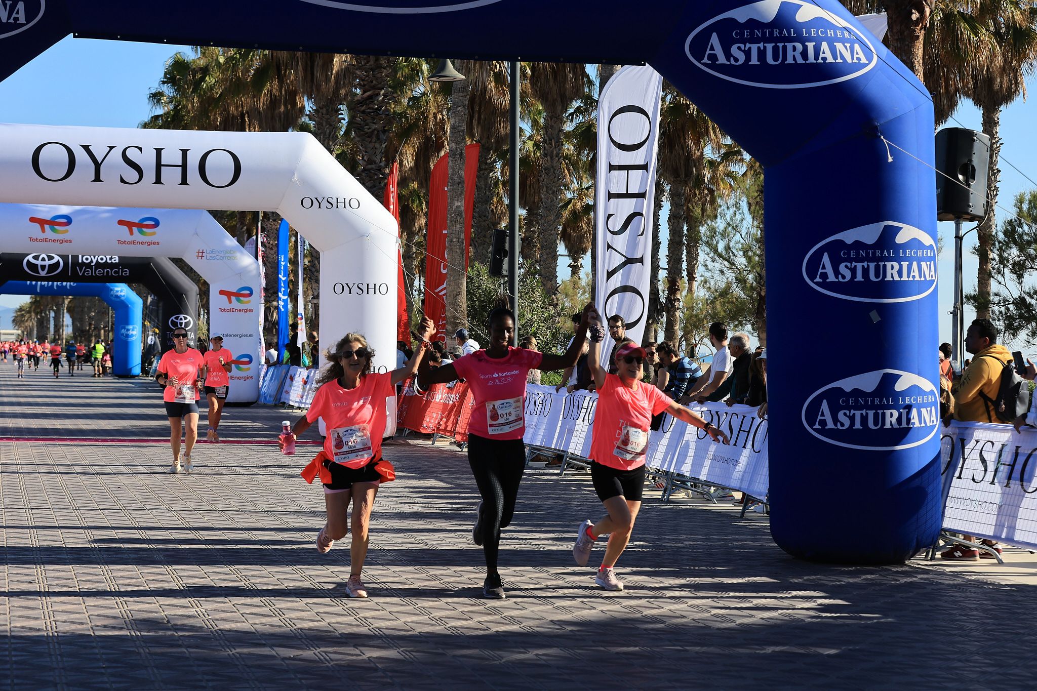 Las mejores fotos de la Carrera de la Mujer Central Lechera Asturiana de Valencia. 0450