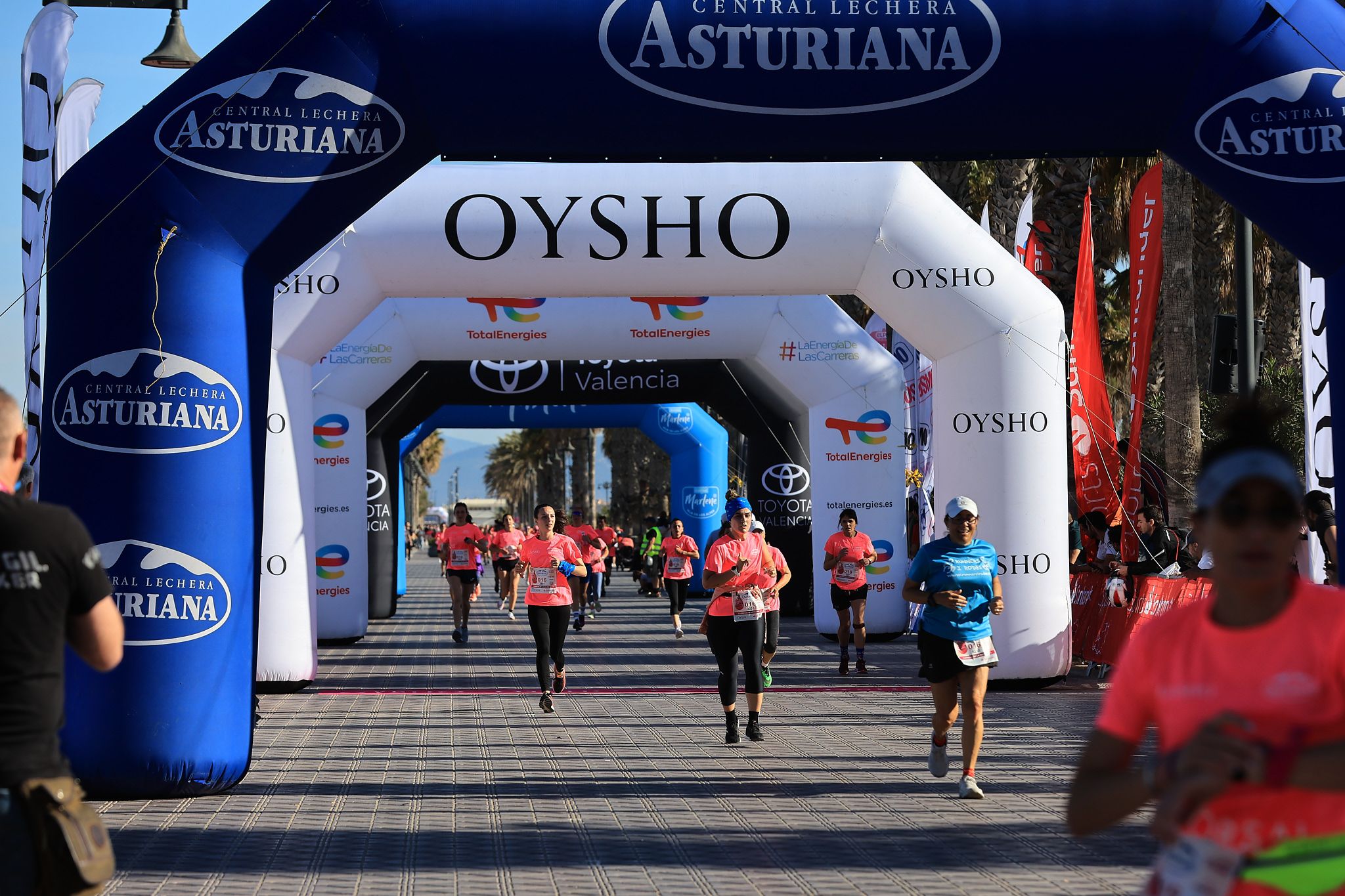 Las mejores fotos de la Carrera de la Mujer Central Lechera Asturiana de Valencia. 0459