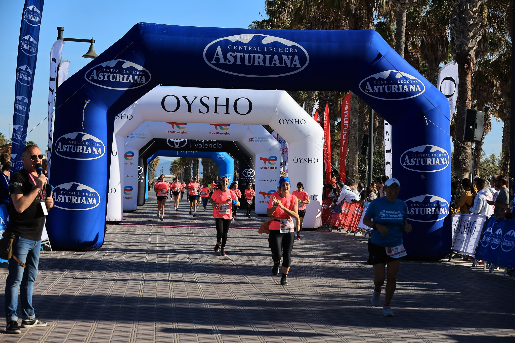 Las mejores fotos de la Carrera de la Mujer Central Lechera Asturiana de Valencia. 0461