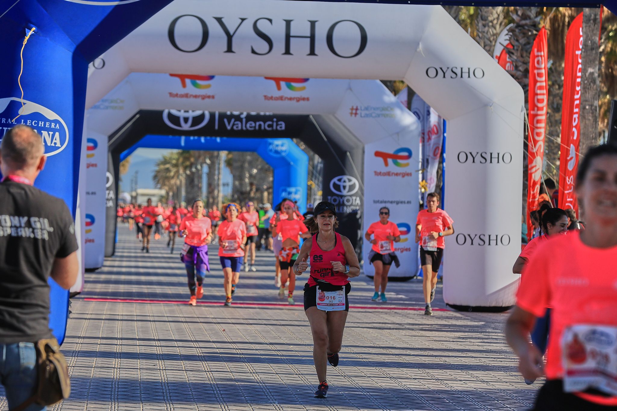 Las mejores fotos de la Carrera de la Mujer Central Lechera Asturiana de Valencia. 0470