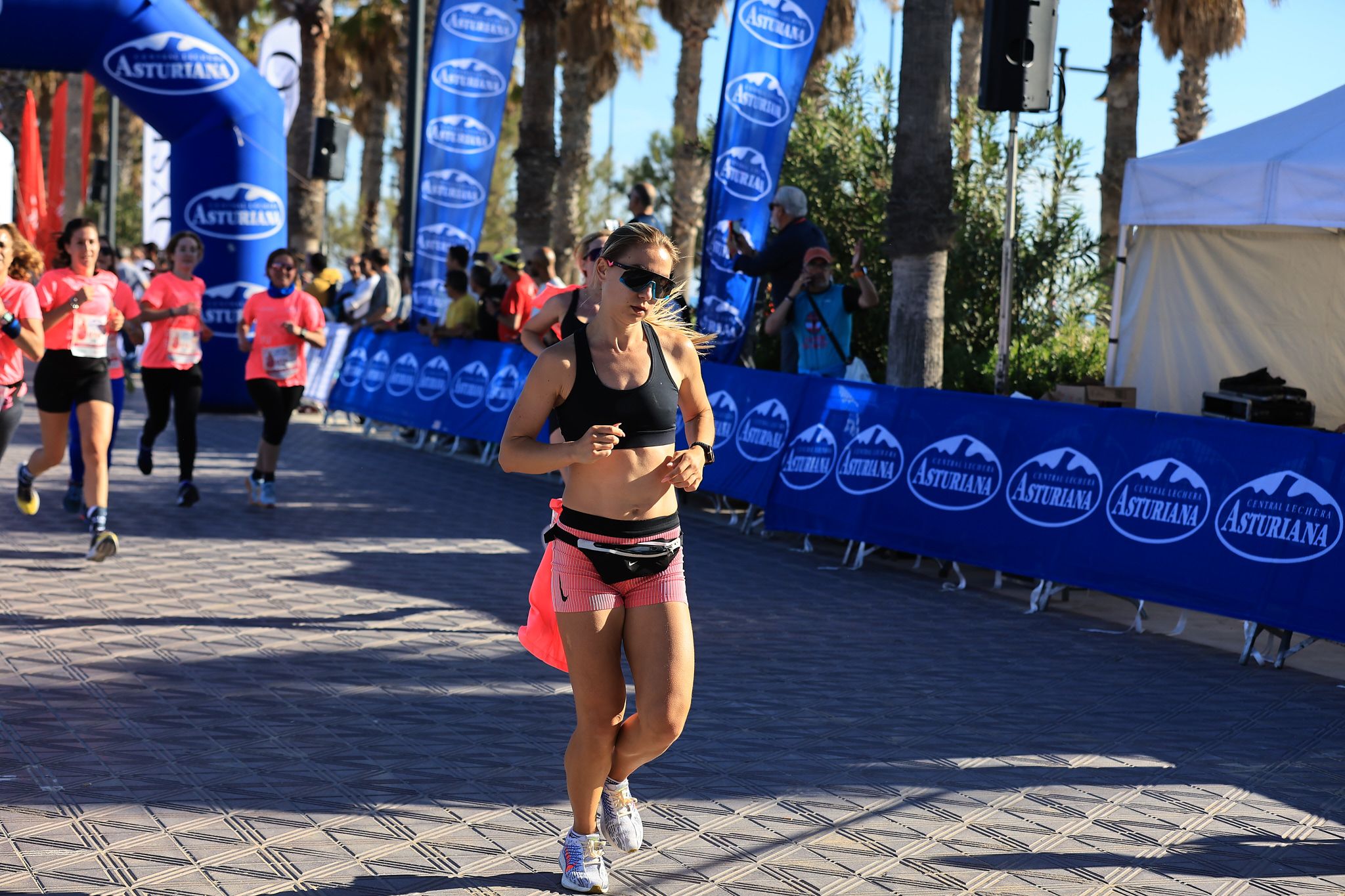 Las mejores fotos de la Carrera de la Mujer Central Lechera Asturiana de Valencia. 0496
