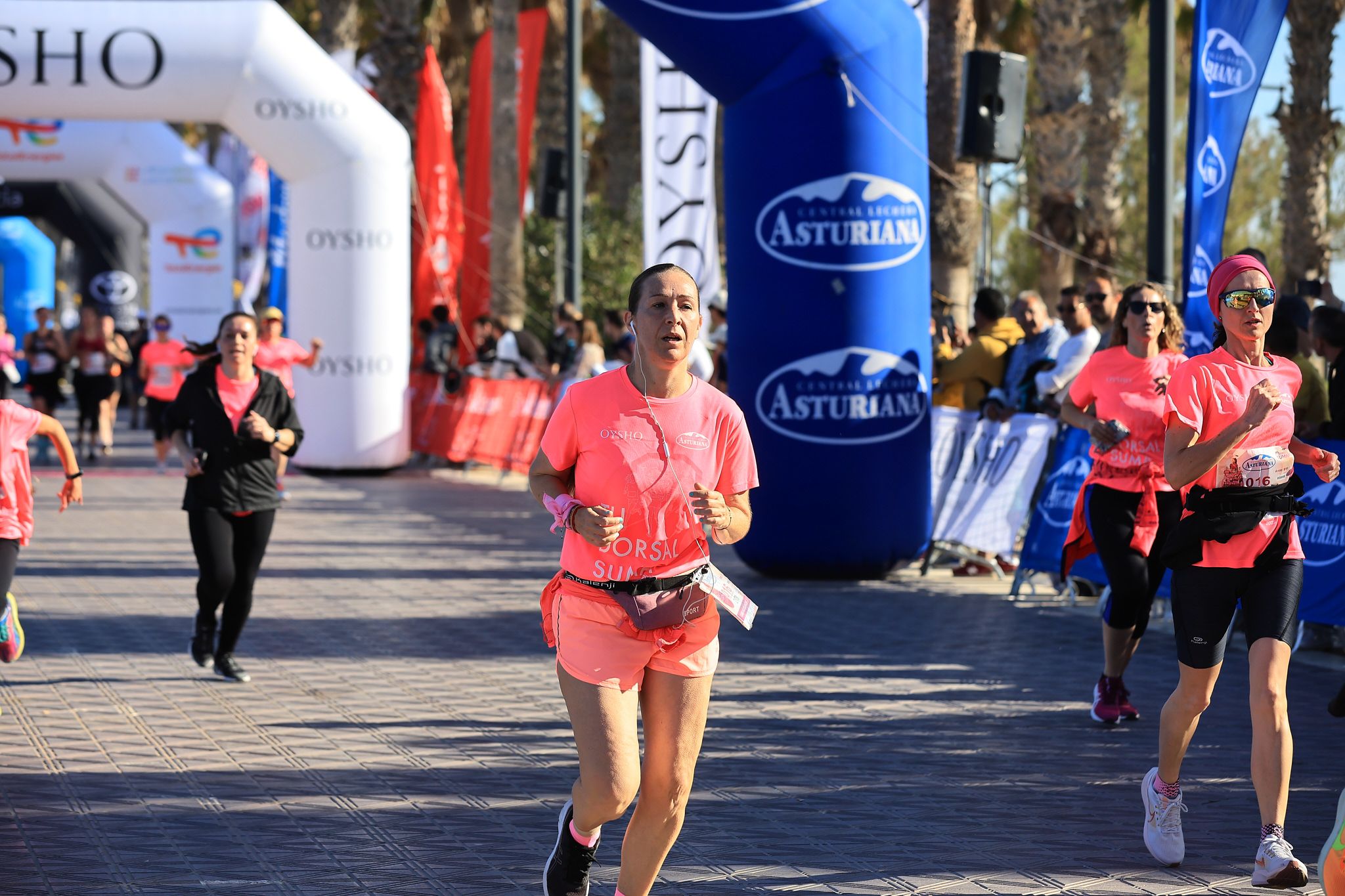 Las mejores fotos de la Carrera de la Mujer Central Lechera Asturiana de Valencia. 0517