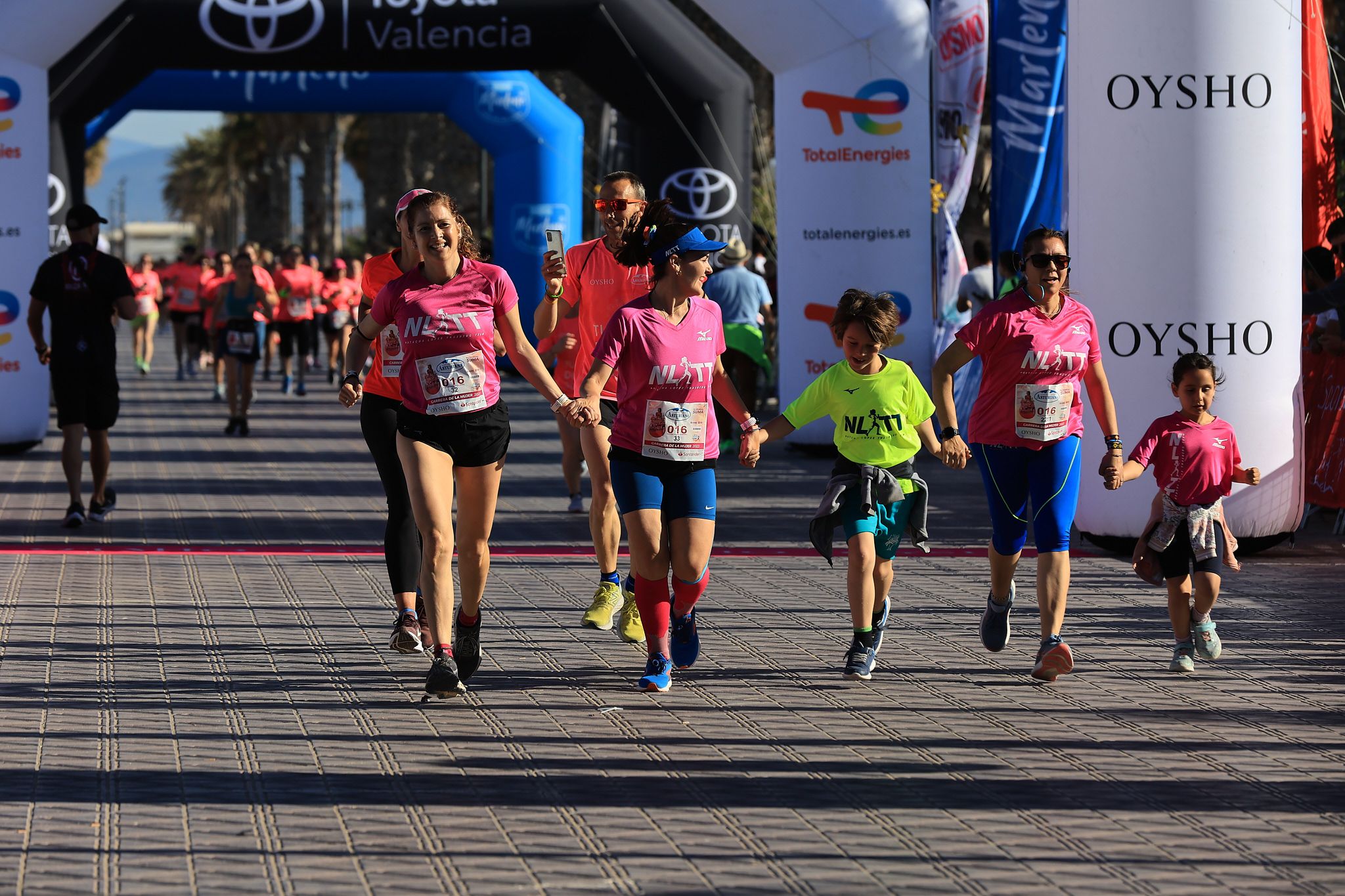Las mejores fotos de la Carrera de la Mujer Central Lechera Asturiana de Valencia. 0536