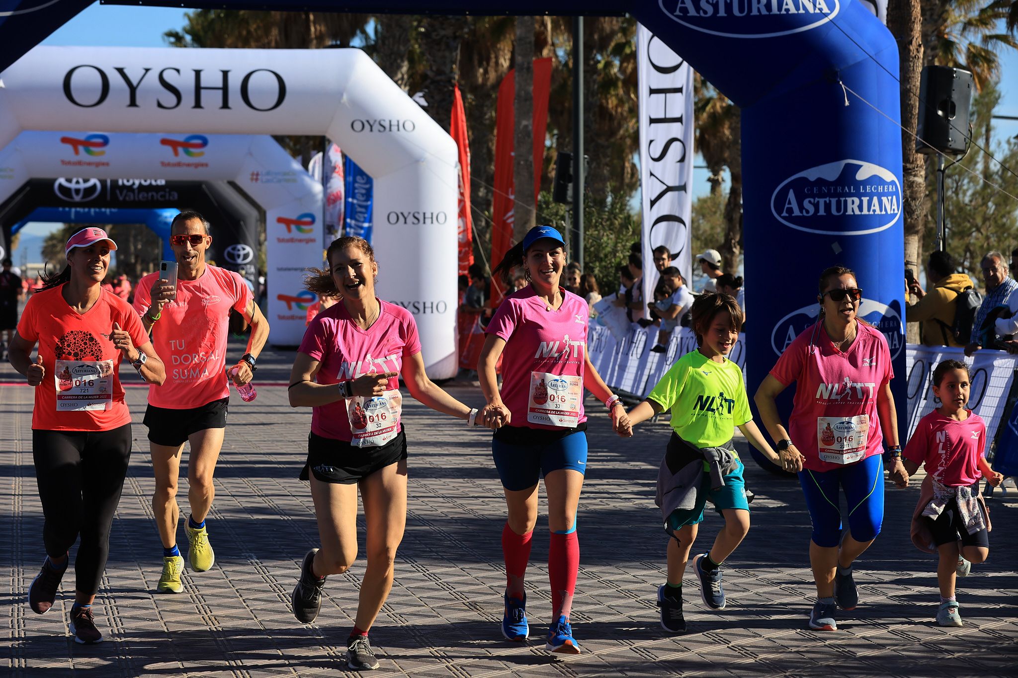 Las mejores fotos de la Carrera de la Mujer Central Lechera Asturiana de Valencia. 0539