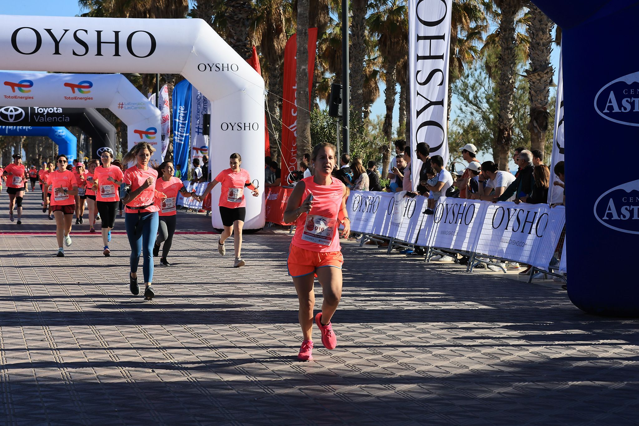 Las mejores fotos de la Carrera de la Mujer Central Lechera Asturiana de Valencia. 0542