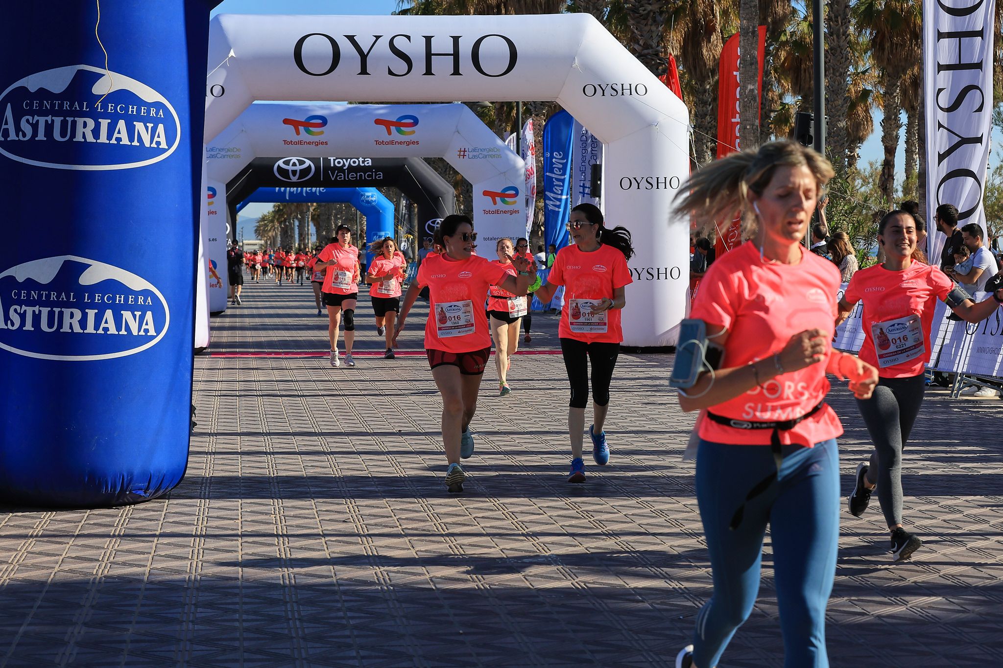 Las mejores fotos de la Carrera de la Mujer Central Lechera Asturiana de Valencia. 0544