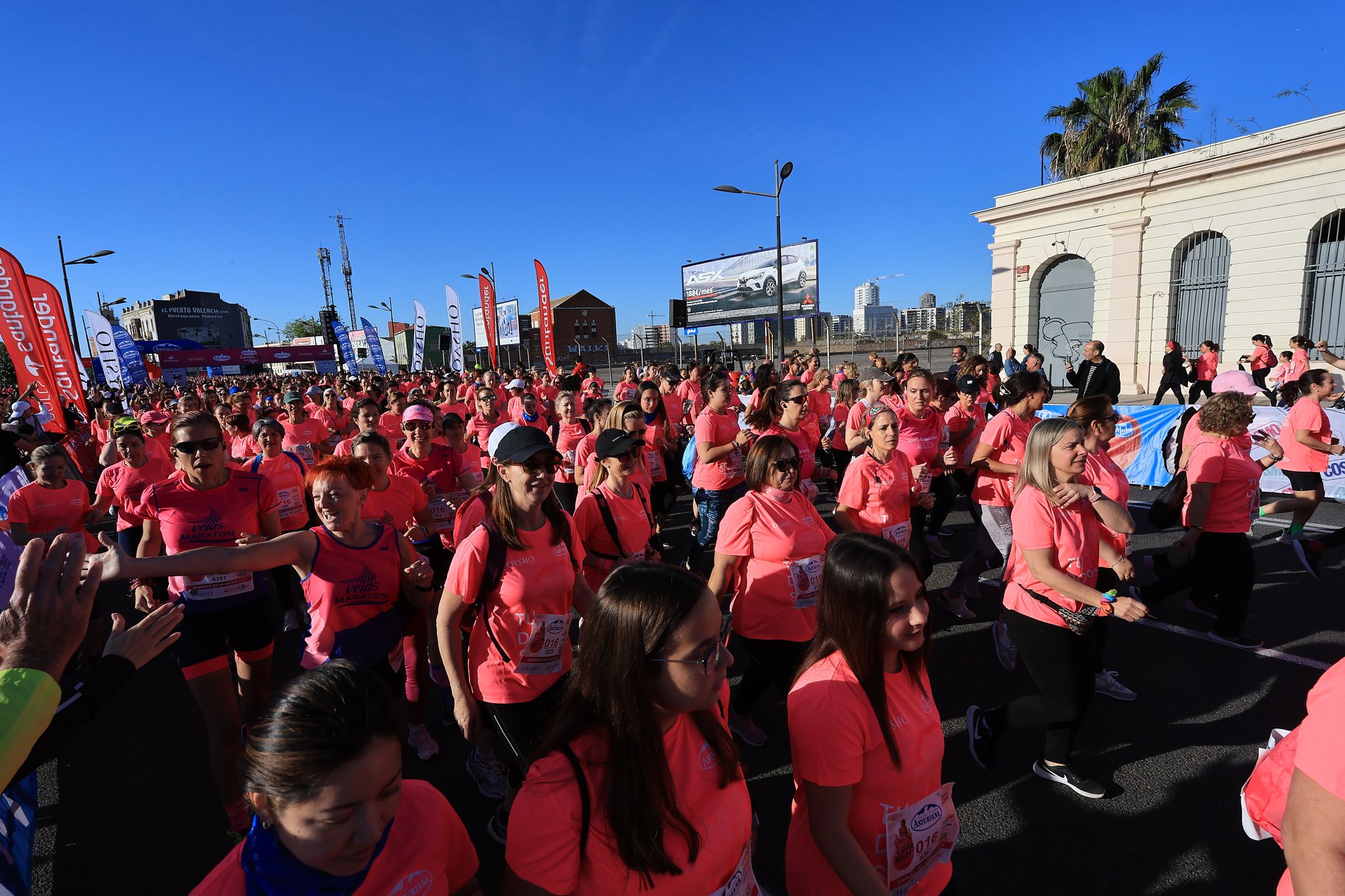 Las mejores fotos de la Carrera de la Mujer Central Lechera Asturiana de Valencia. 0170