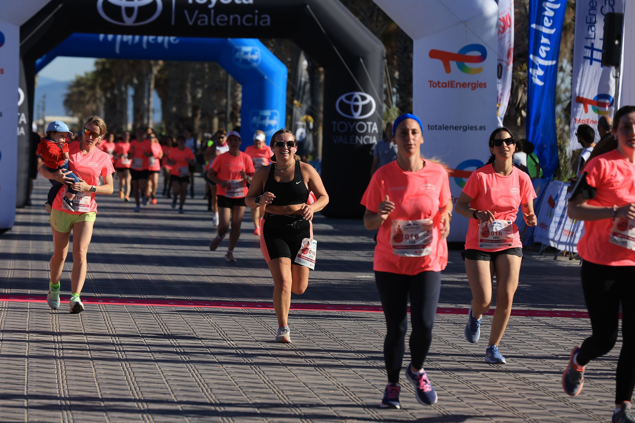 Las mejores fotos de la Carrera de la Mujer Central Lechera Asturiana de Valencia. 0551
