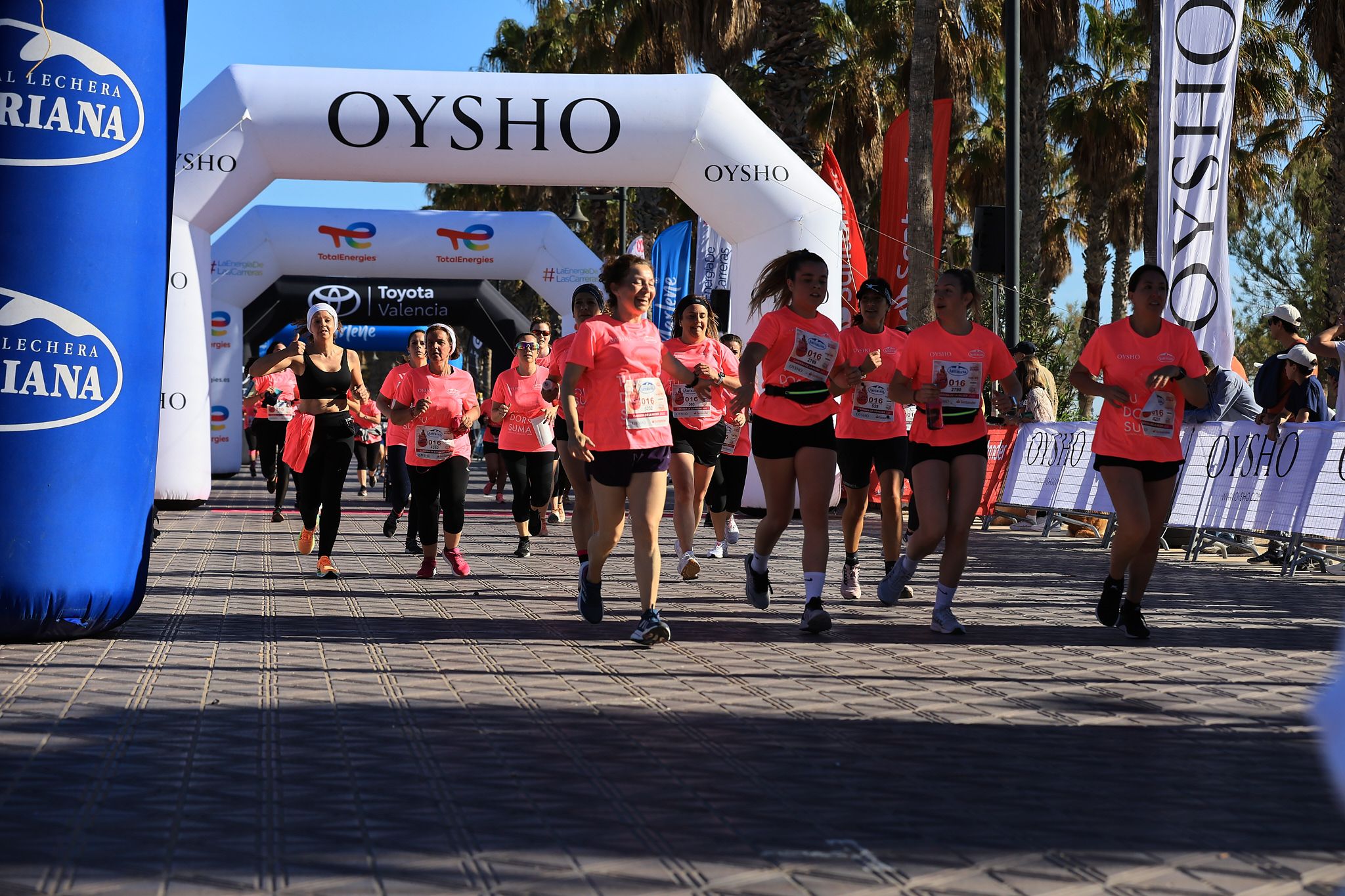 Las mejores fotos de la Carrera de la Mujer Central Lechera Asturiana de Valencia. 0762