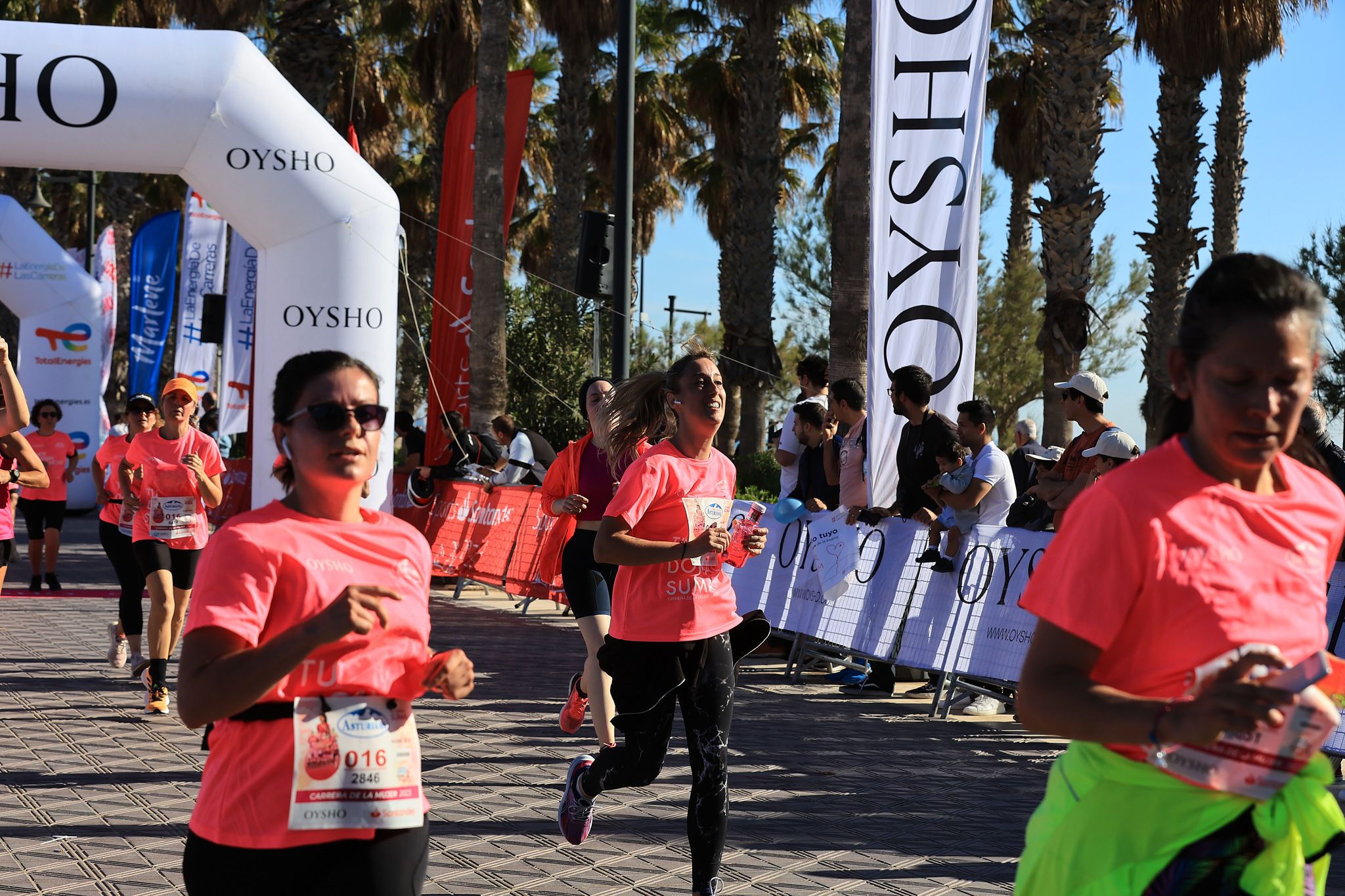 Las mejores fotos de la Carrera de la Mujer Central Lechera Asturiana de Valencia. 0568