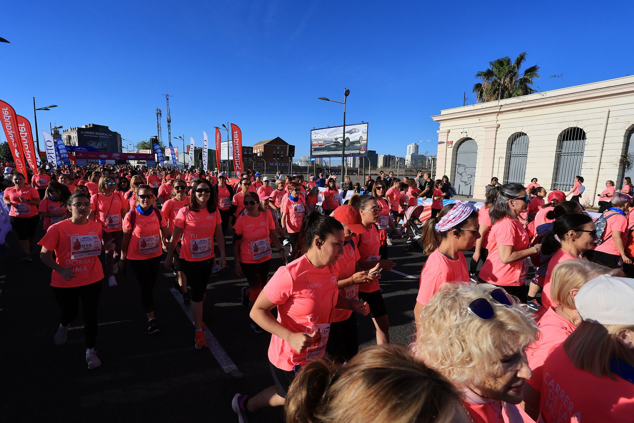 Las mejores fotos de la Carrera de la Mujer Central Lechera Asturiana de Valencia. 0193